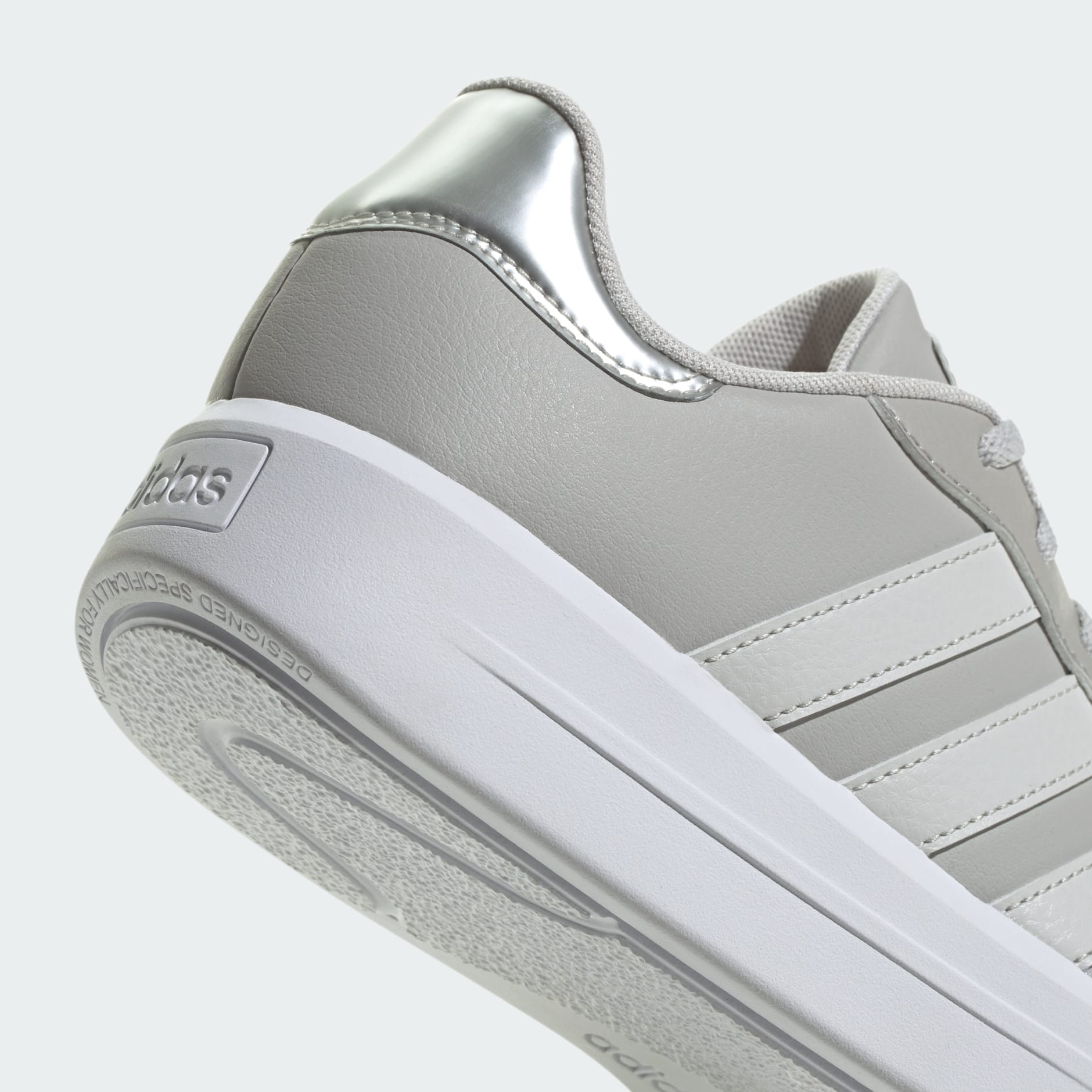 Tenis adidas Court Plataforma