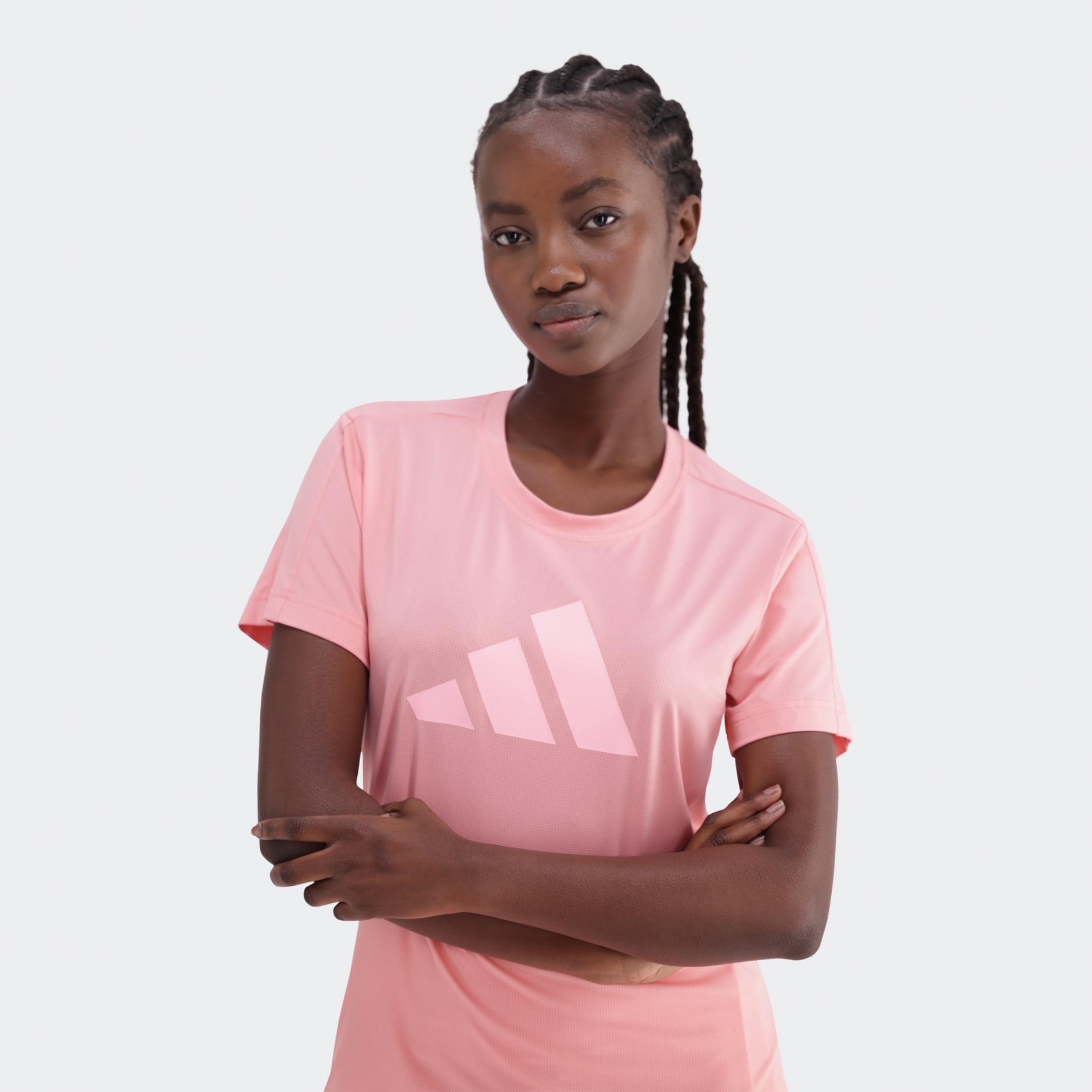 Train Essentials Big Performance Logo Training T-Shirt