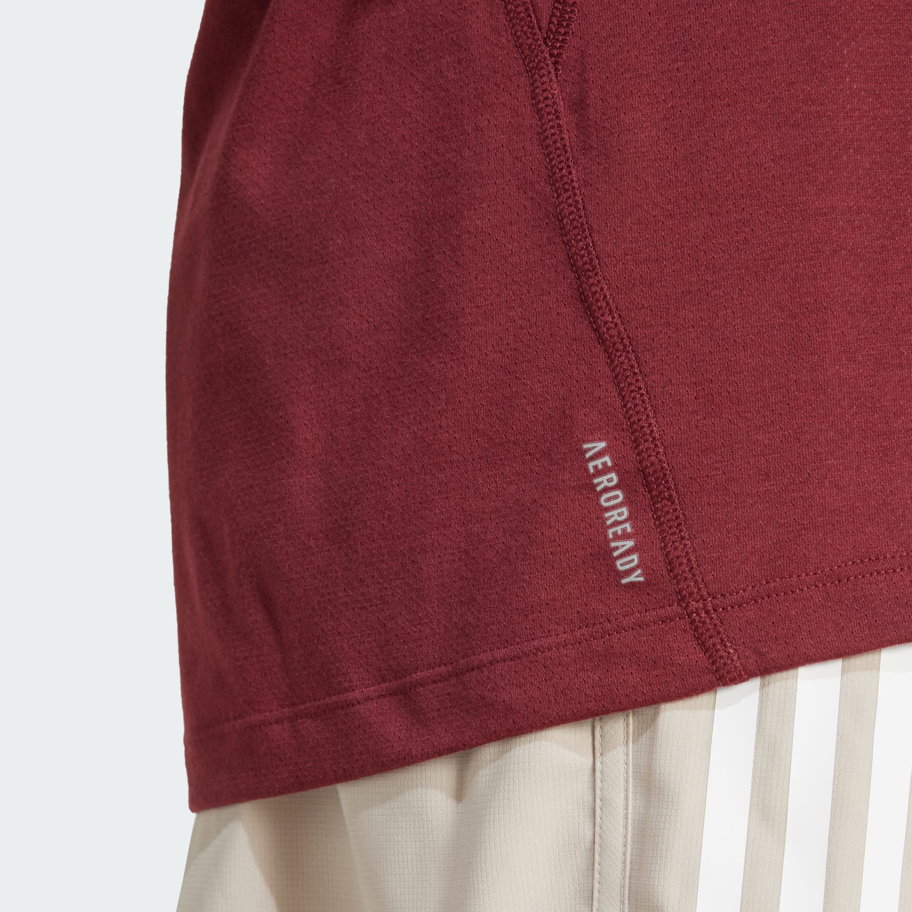 Tricou Own the Run cu 3 dungi