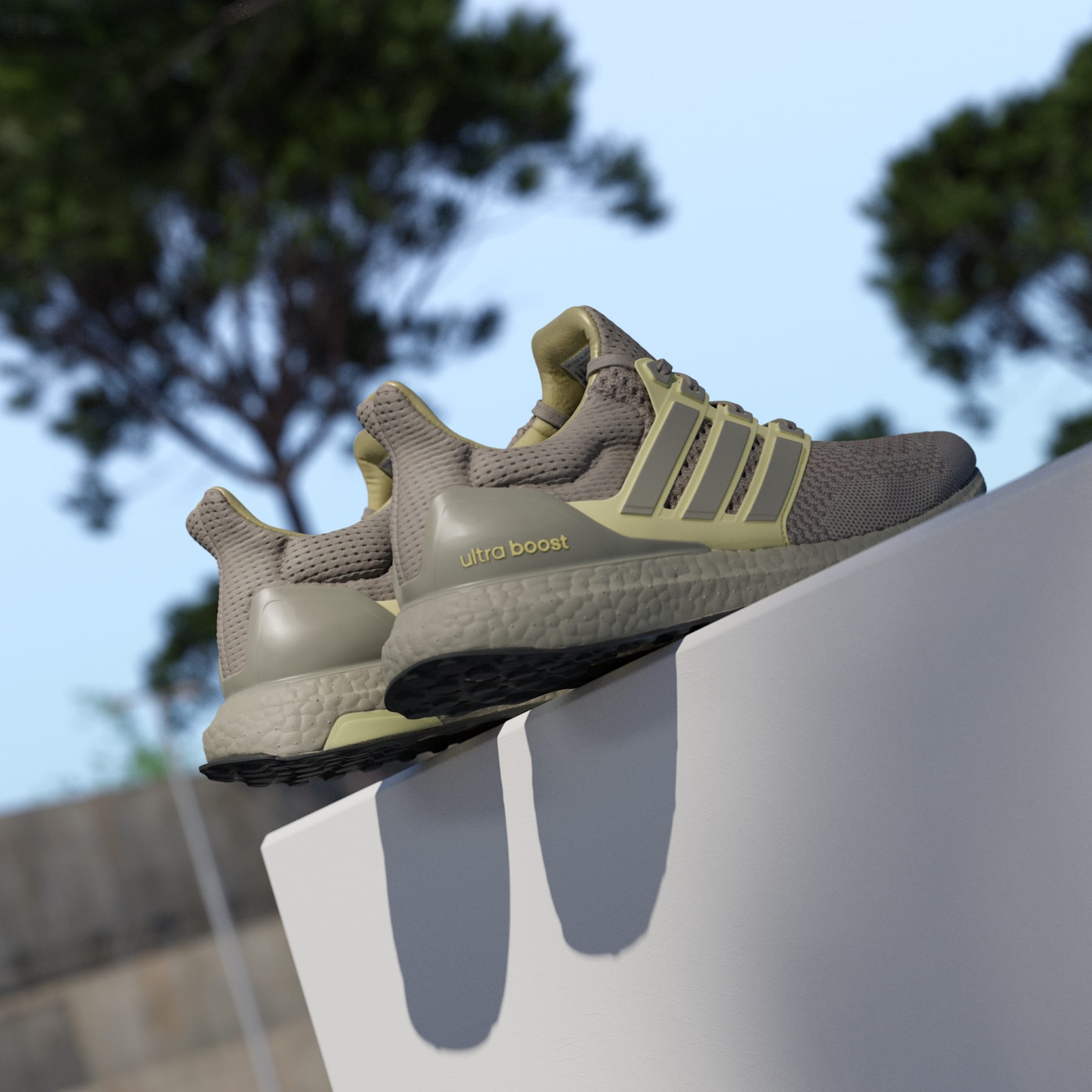 ULTRABOOST 1.0 SHOES