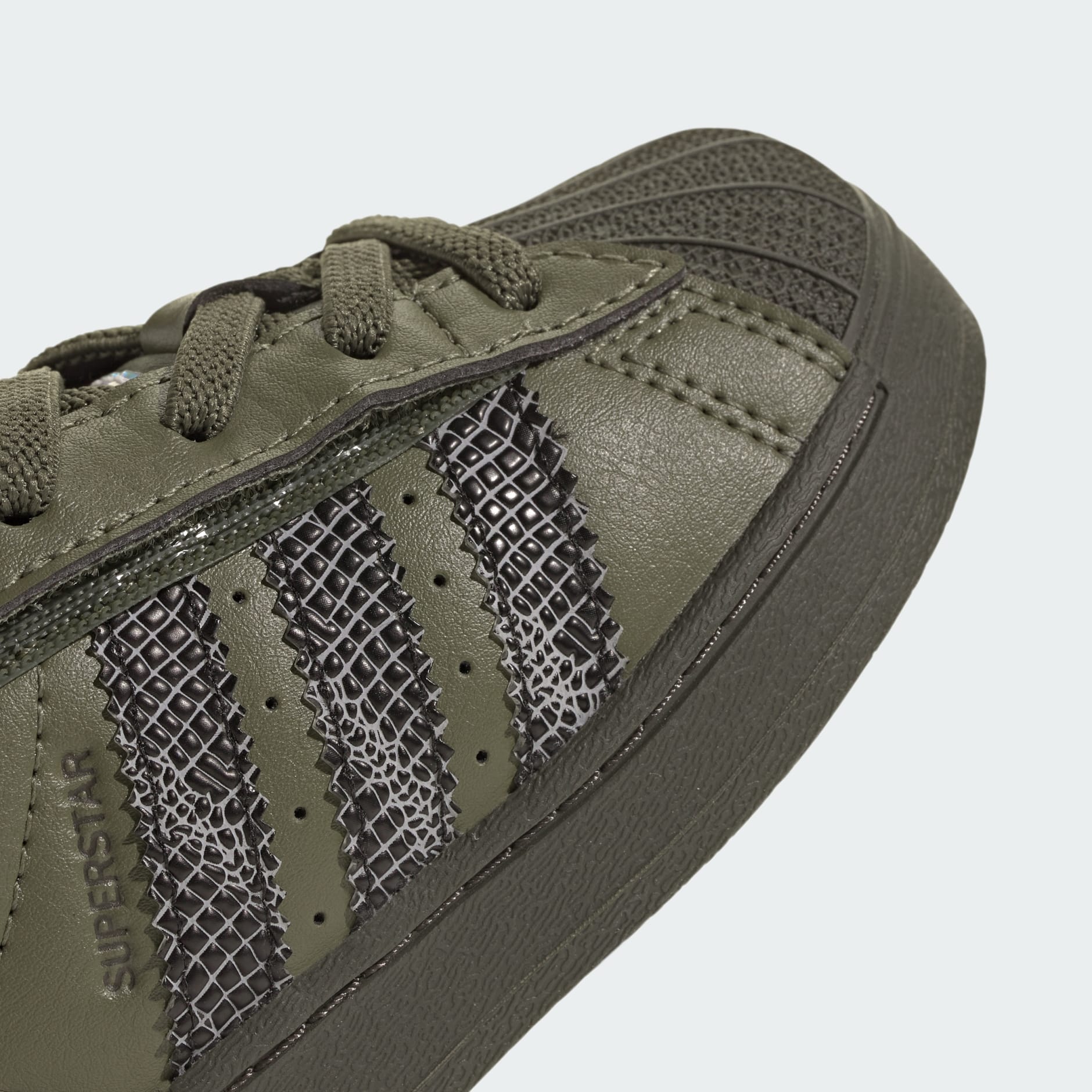 TENIS ADIDAS ORIGINALS SUPERSTAR CON LUCES LED CIERRE C&Oacute;MODO Y CORDONES EL&Aacute;STICOS