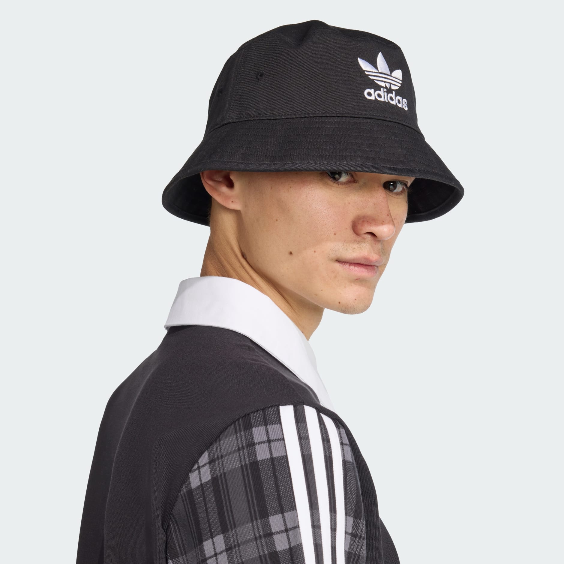 قميص بولو عادي مستوحى من كرة رغبي بنقش الطرطان المموج