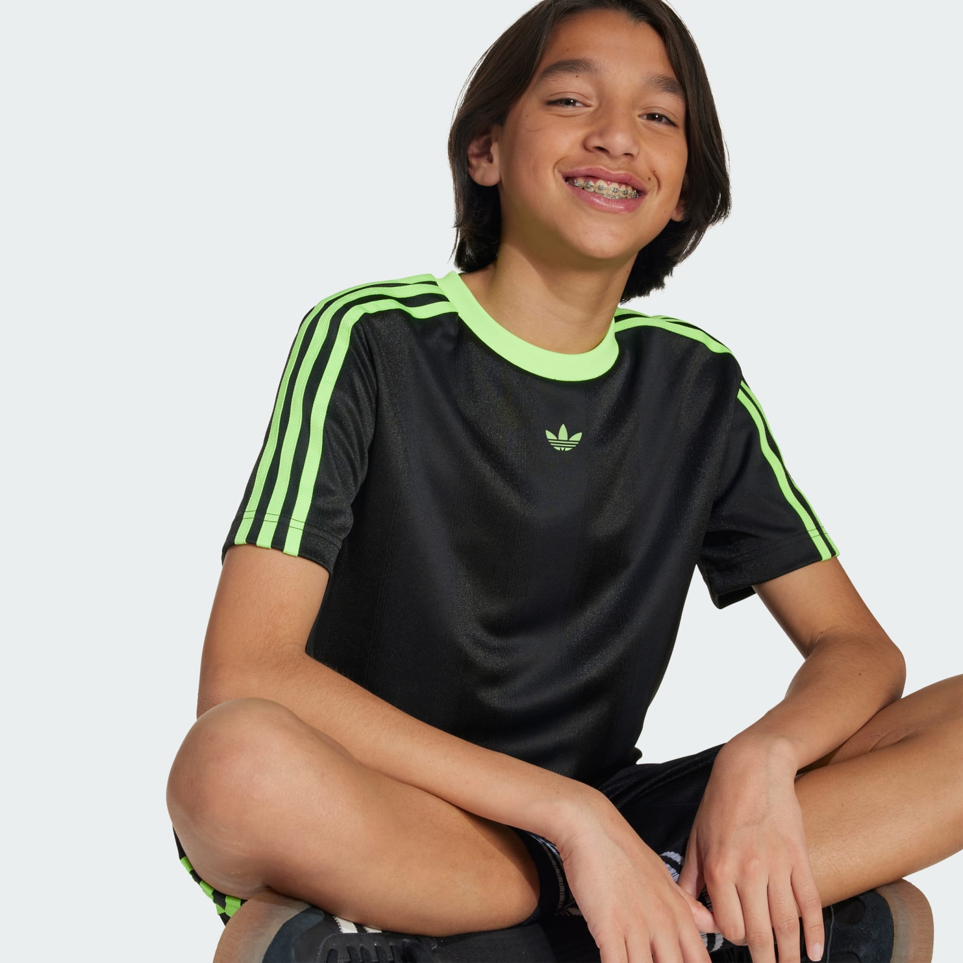 تيشيرت أطفال من نسيج الجاكار