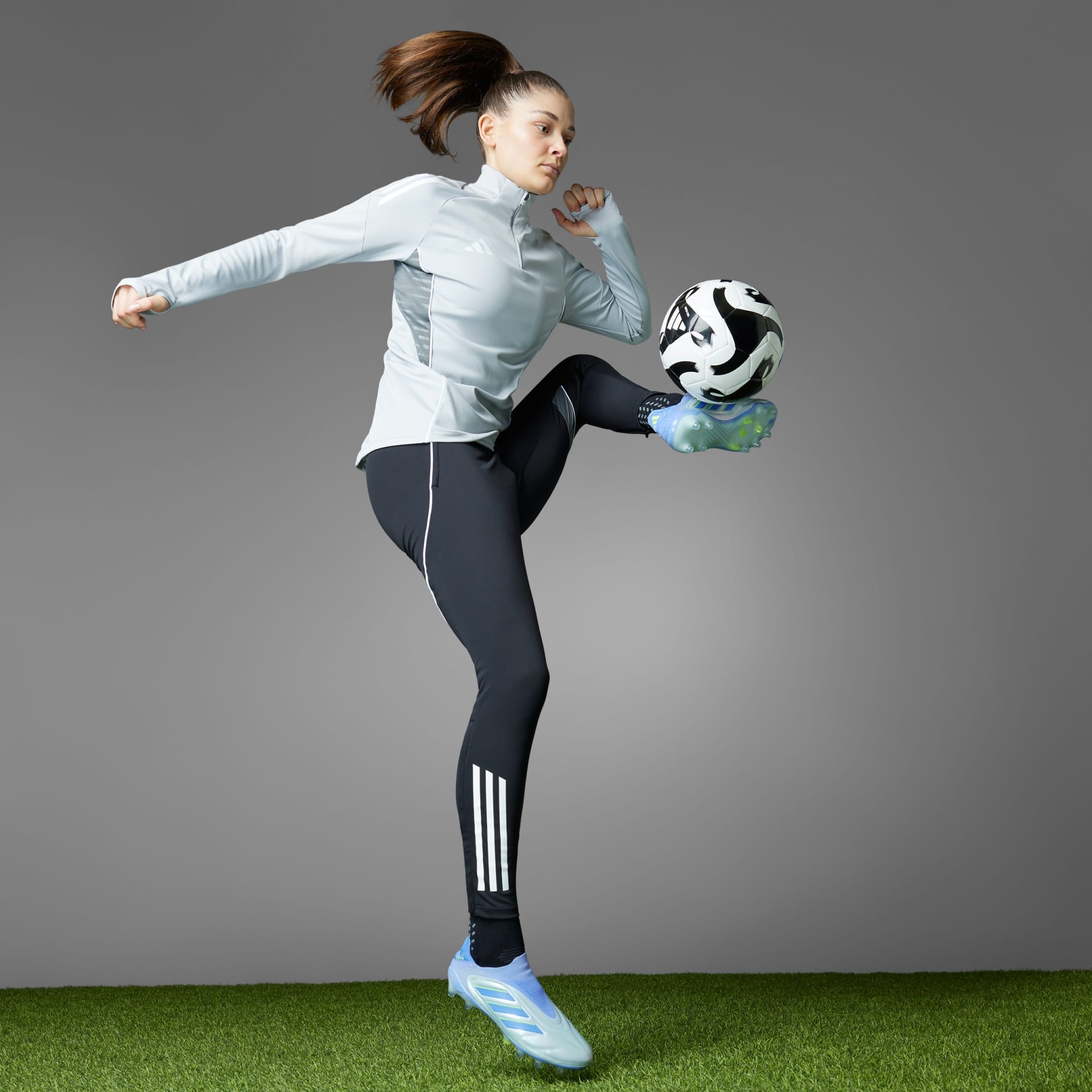 Copa Pure 3 Elite Laceless Firm Ground Boots