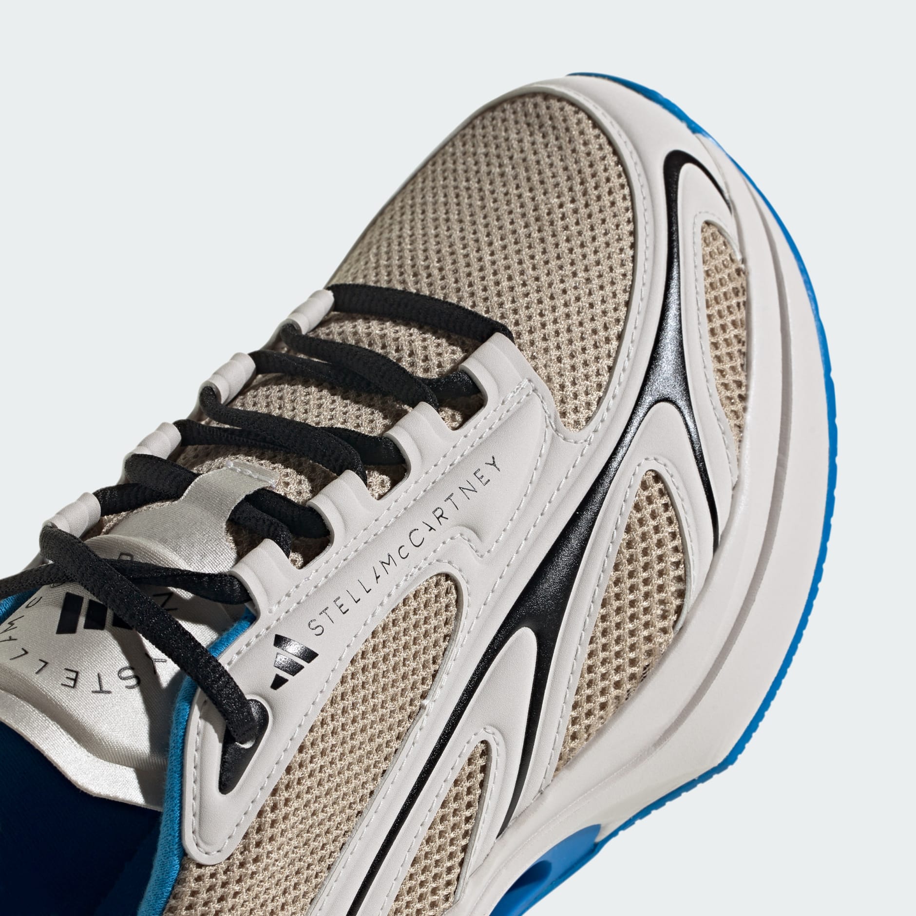 aSMC SPORTSWEAR 2000