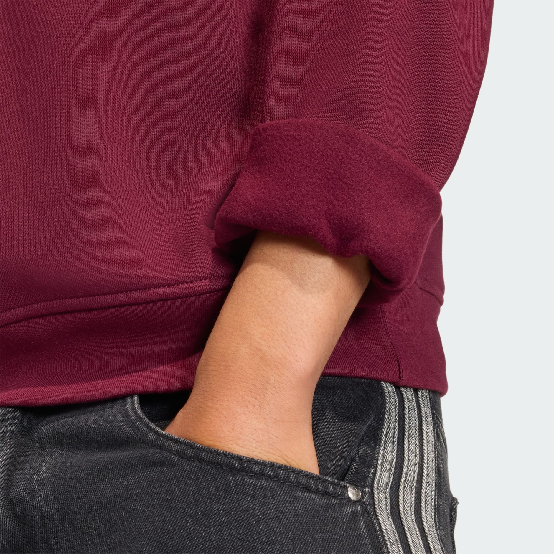 Bluză sport ESSENTIAL DIN FLEECE CU GULER ROTUND ȘI CROIALĂ STANDARD