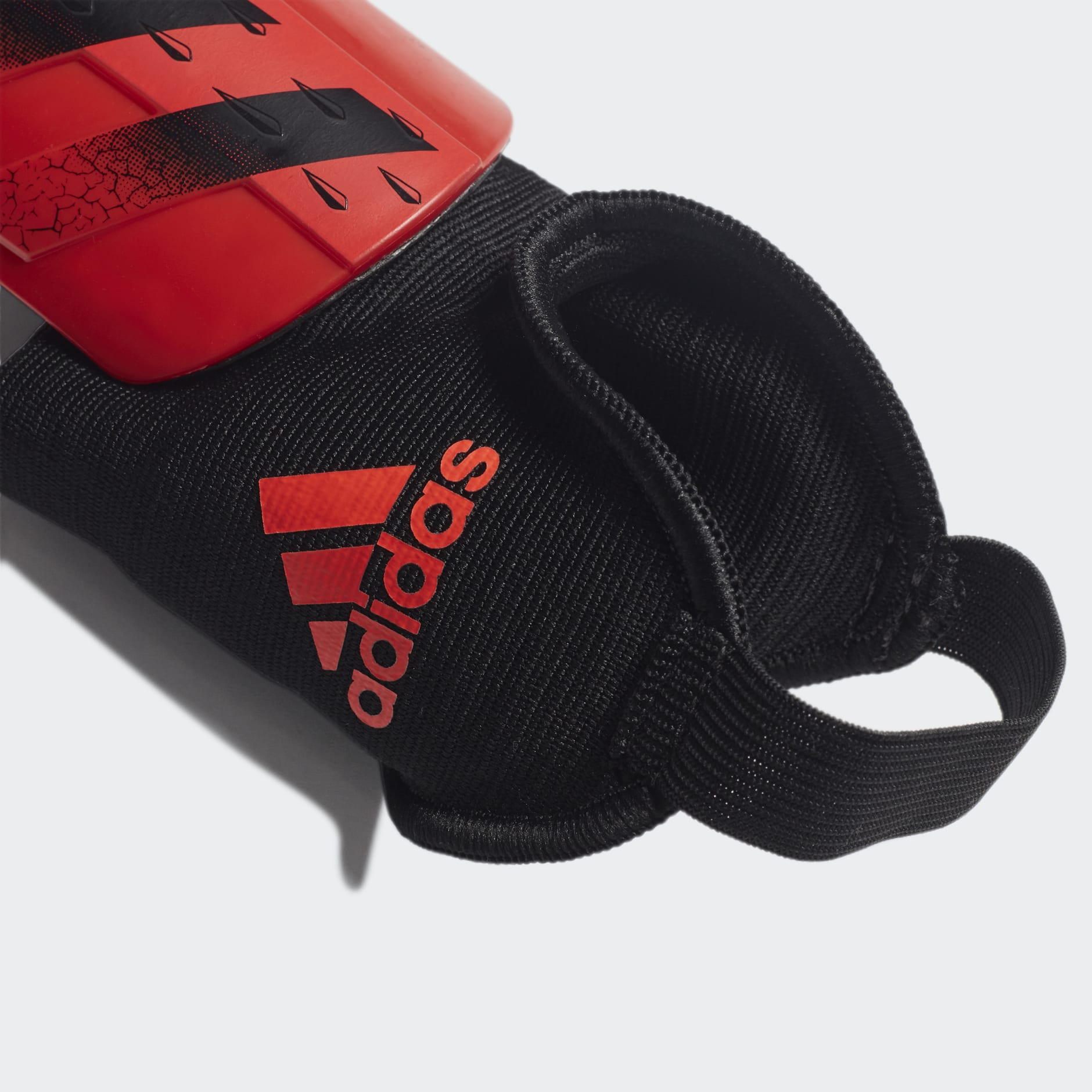 Predator Match Shin Guards