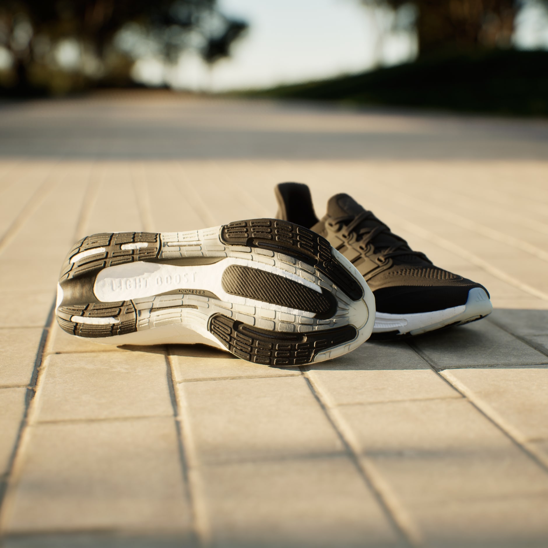 Adidas Ultraboost Light - Chaussures running homme