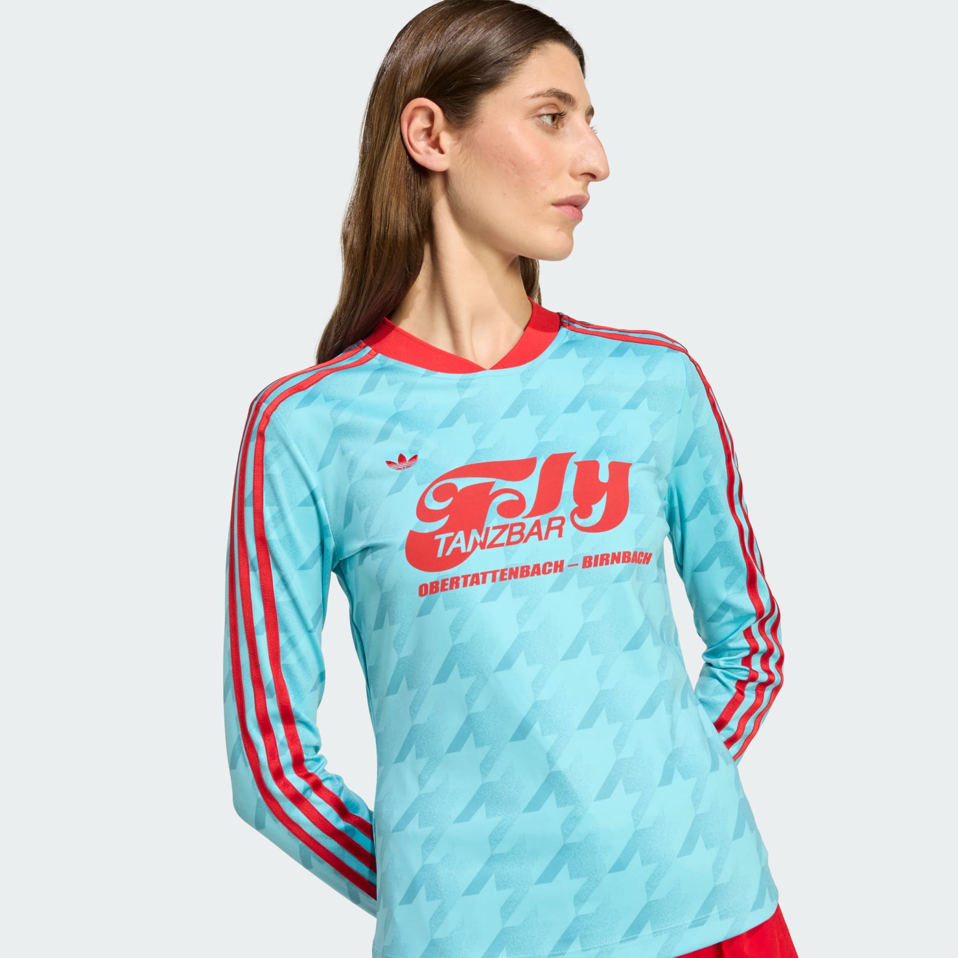 Tricou Bodycon cu m&acirc;necă lungă și imprimeu grafic de fotbal