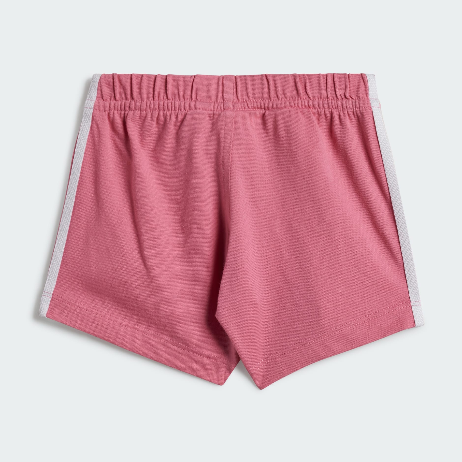 Set cu pantaloni scurți și tricou pentru copii