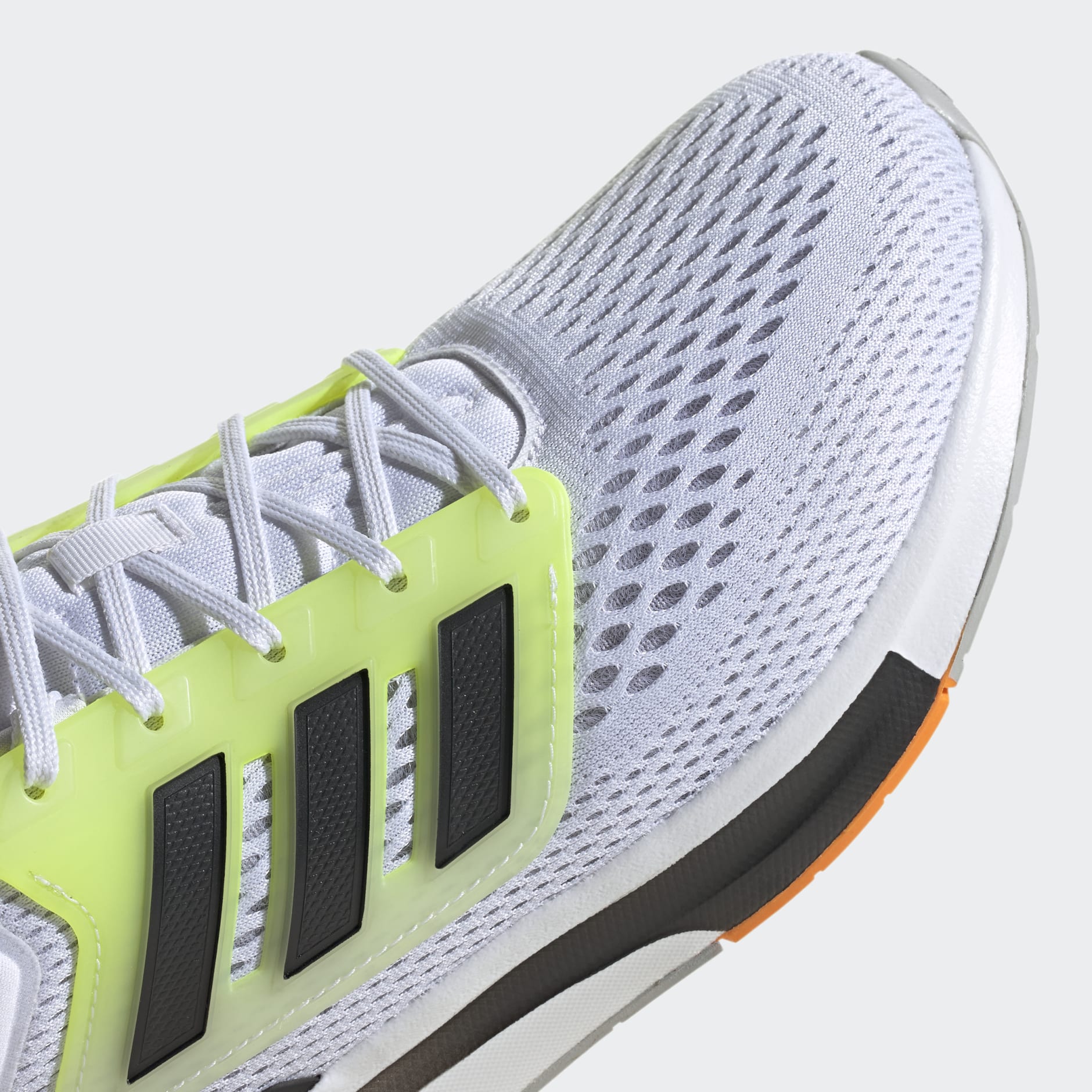 EQ21 Run Shoes