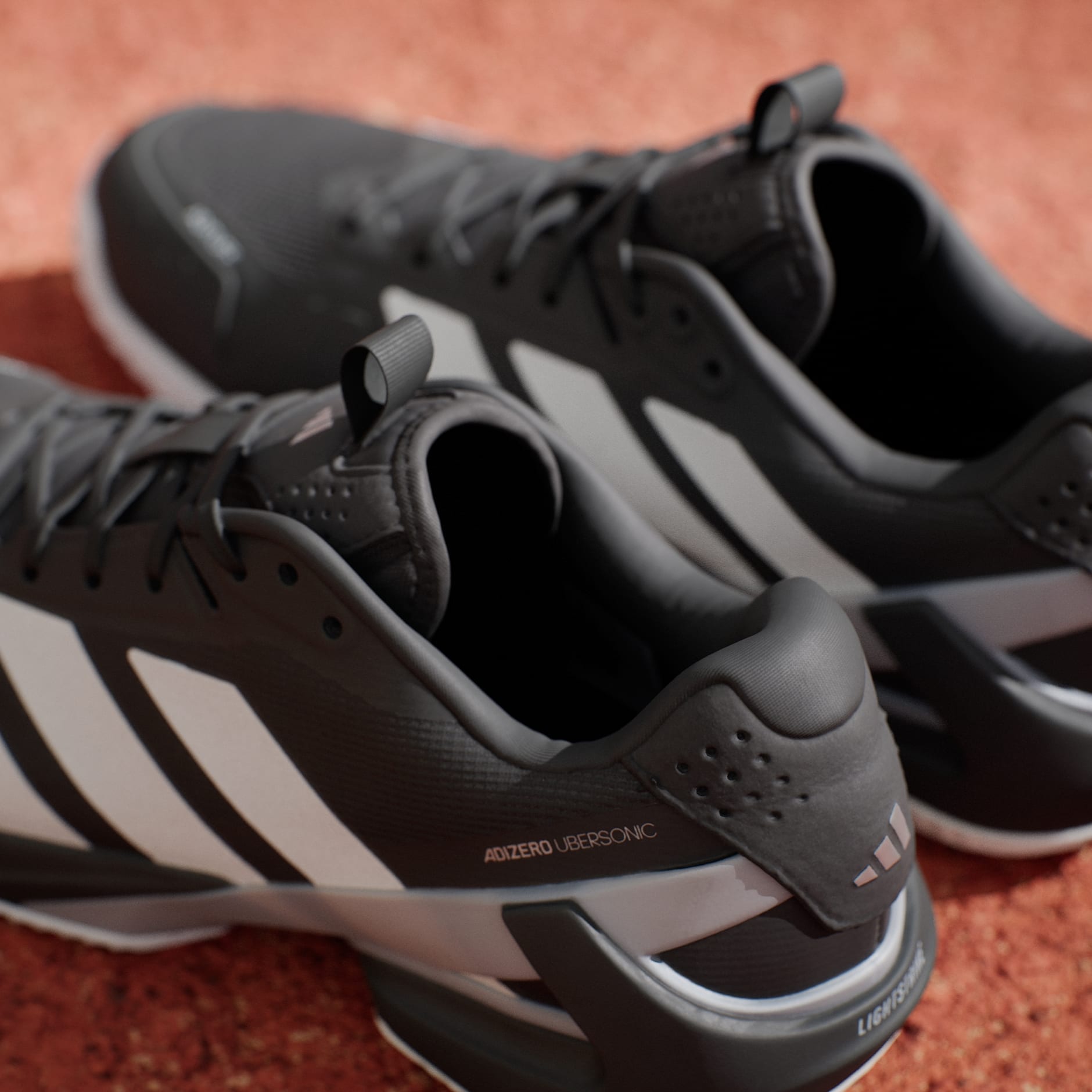 Pantofi de tenis pentru zgură Adizero Ubersonic 5