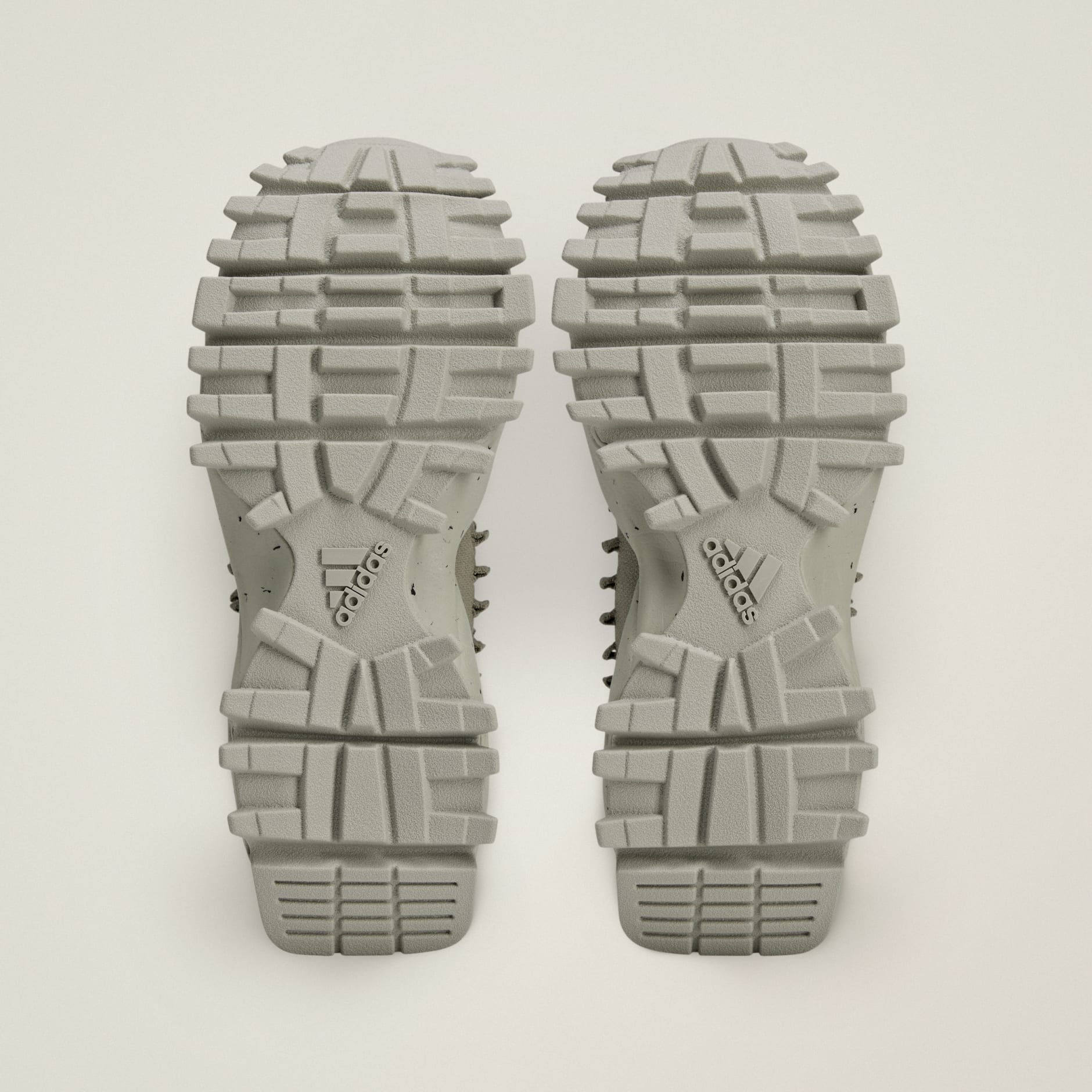 adidas by Stella McCartney Seeulater 2