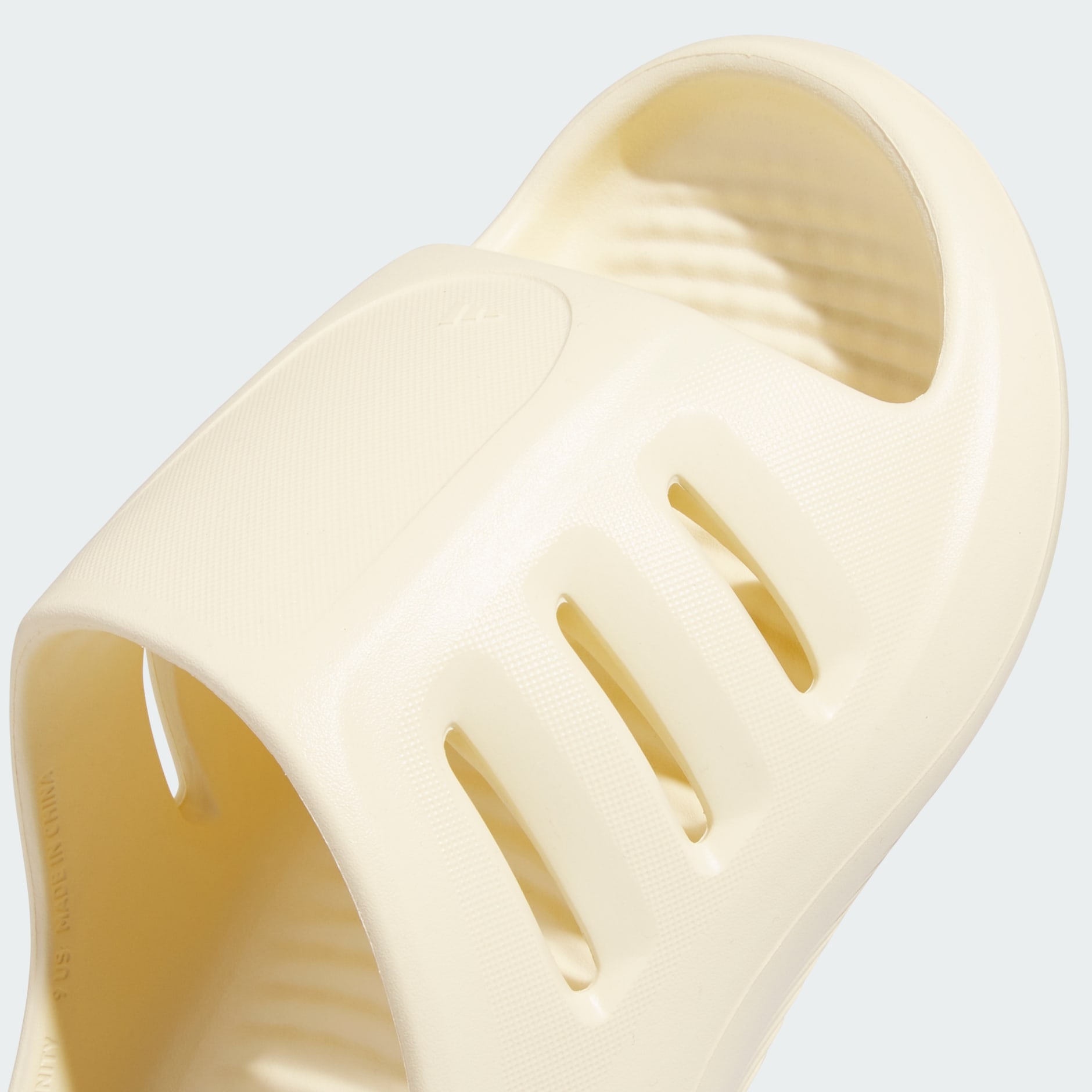 Adifom Iiinfinity Slides