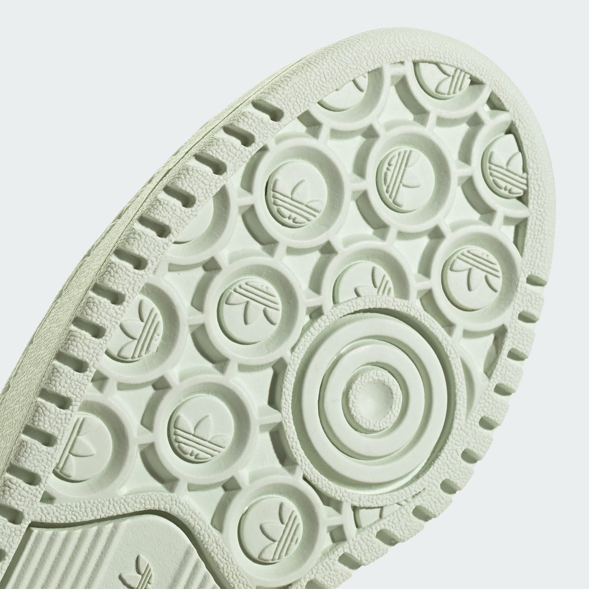 Tenis Forum Bold