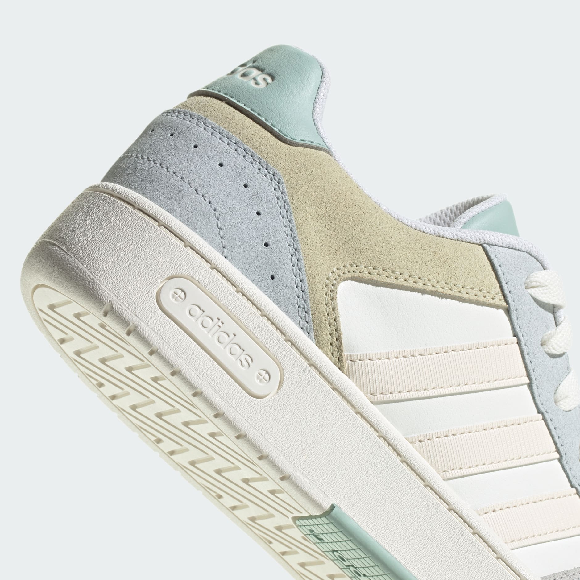 【adidas】D-PAD CLASSIC バスケットボール シューズ D-Pad Classic Basketball Shoes - White | adidas Hong Kong