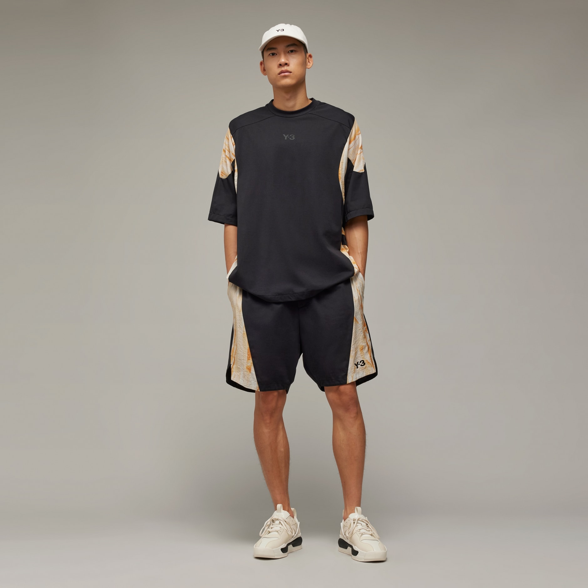 Clothing - Y-3 Rust Dye Shorts - Black | adidas South Africa