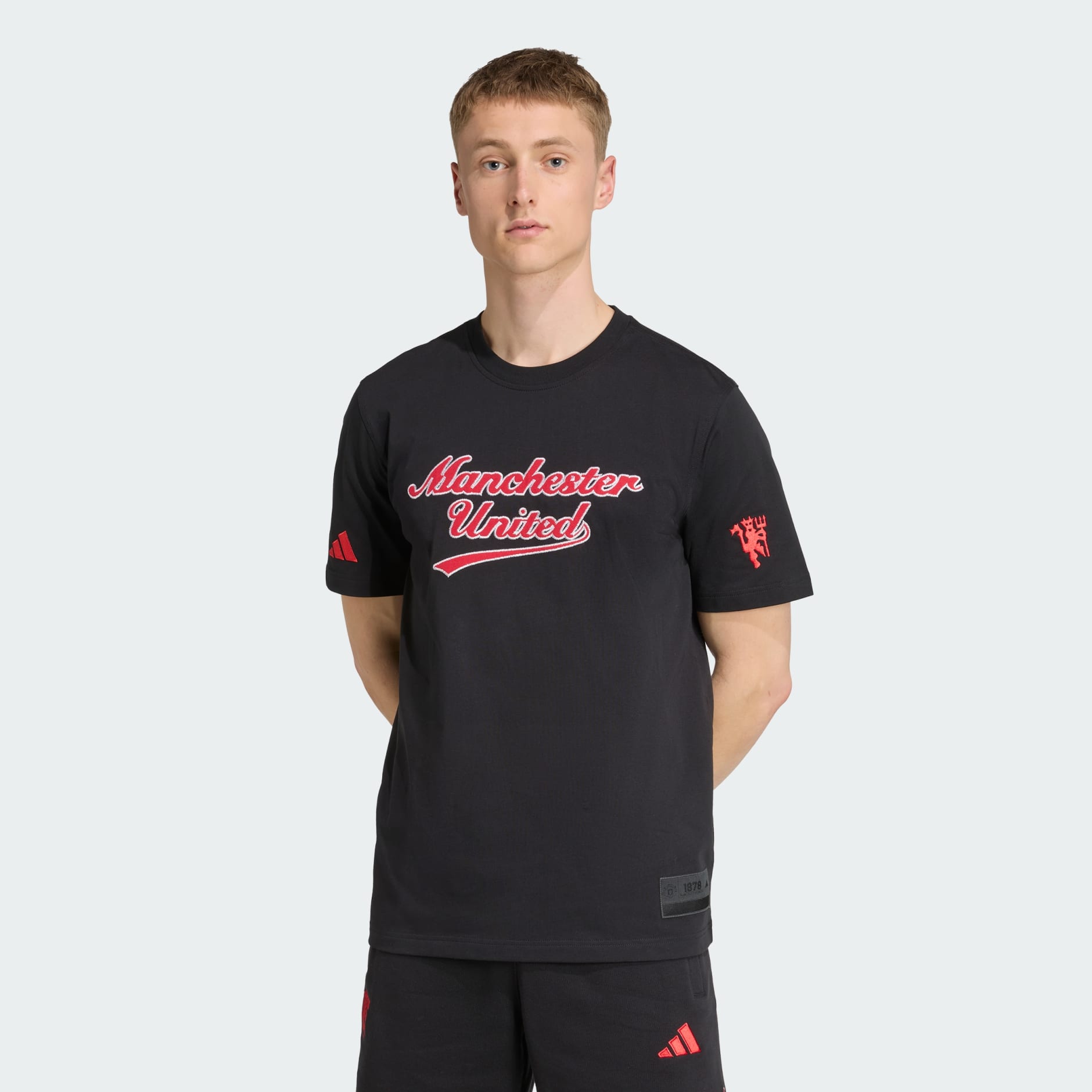 Clothing - Manchester United US Pack Tee - Black | adidas Oman