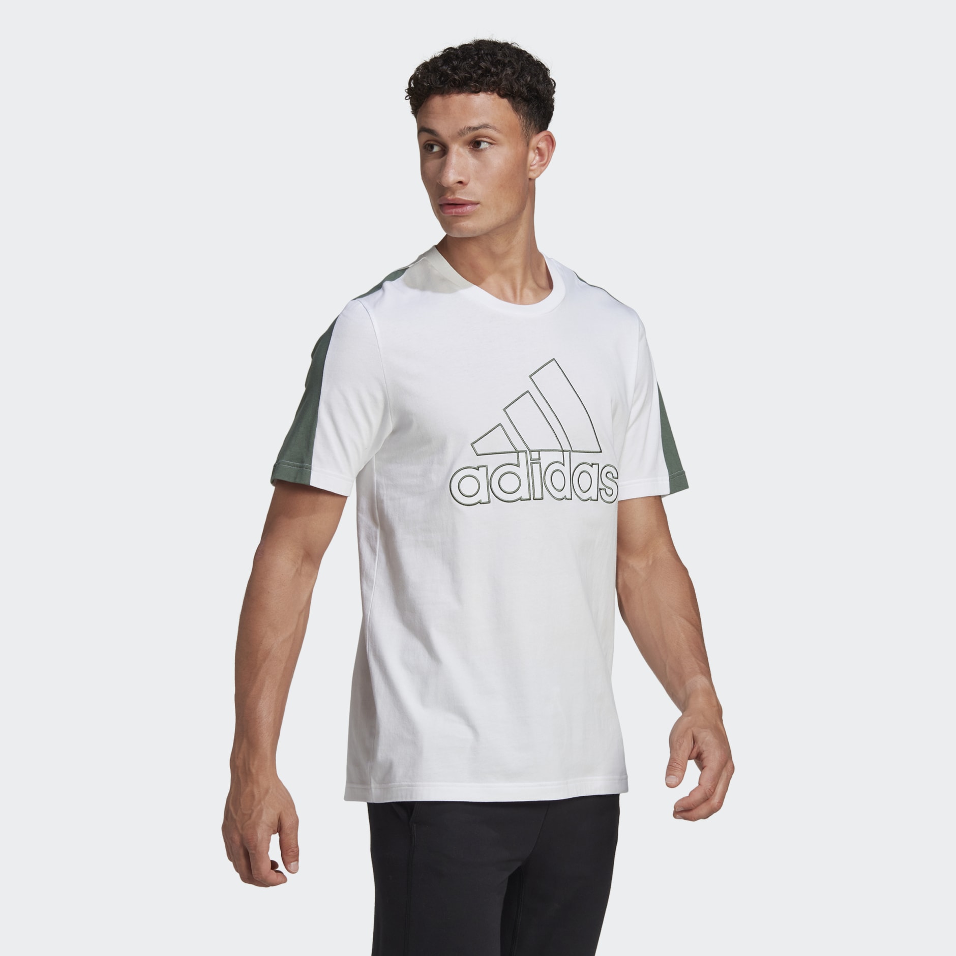 Camiseta Future Icons Badge of Sport Bordada