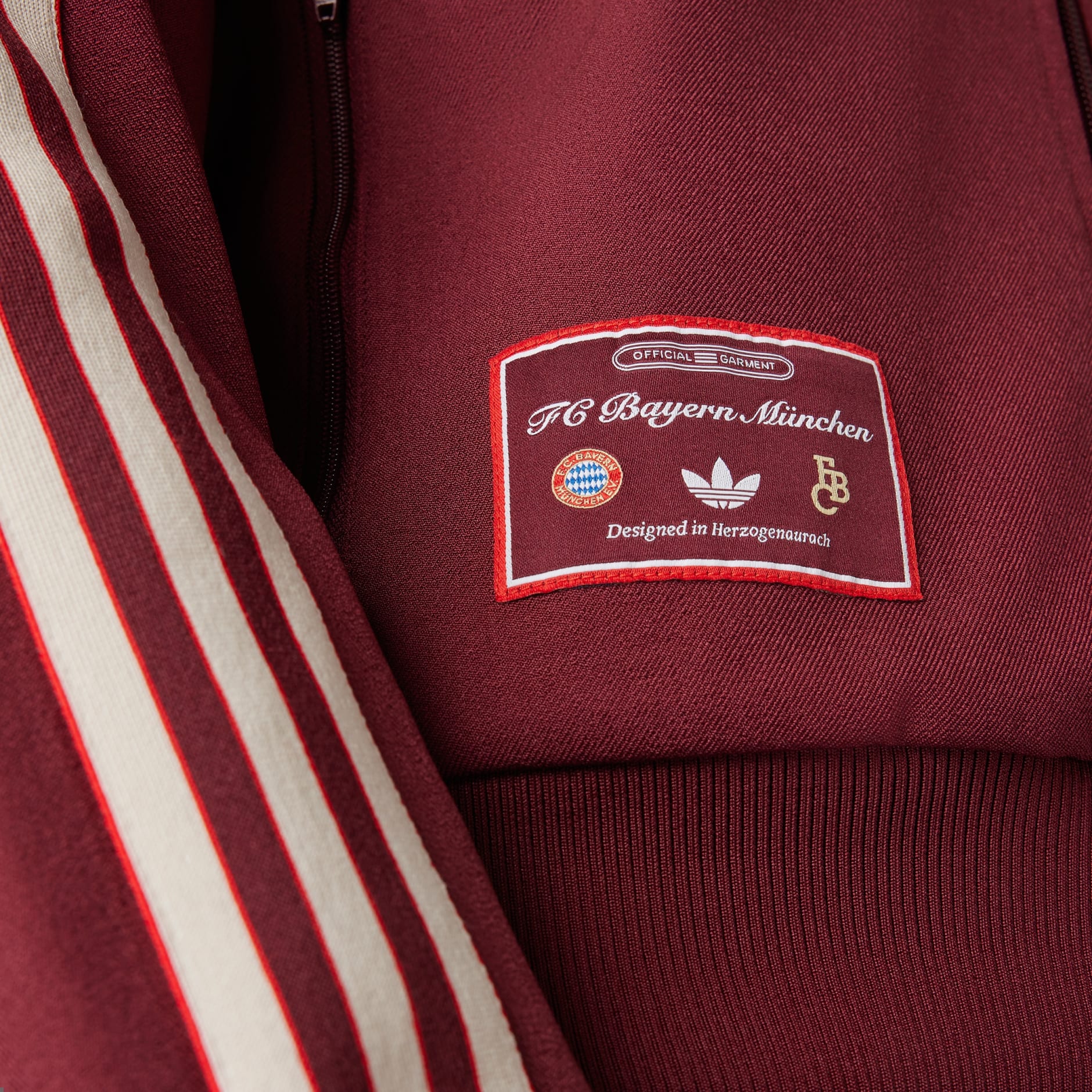 Bluză de trening FC Bayern Terrace Icons