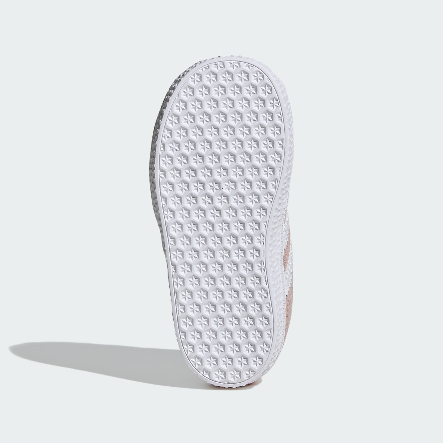 נעלי Gazelle עם סגירה נוחה ושרוכים אלסטיים לילדים