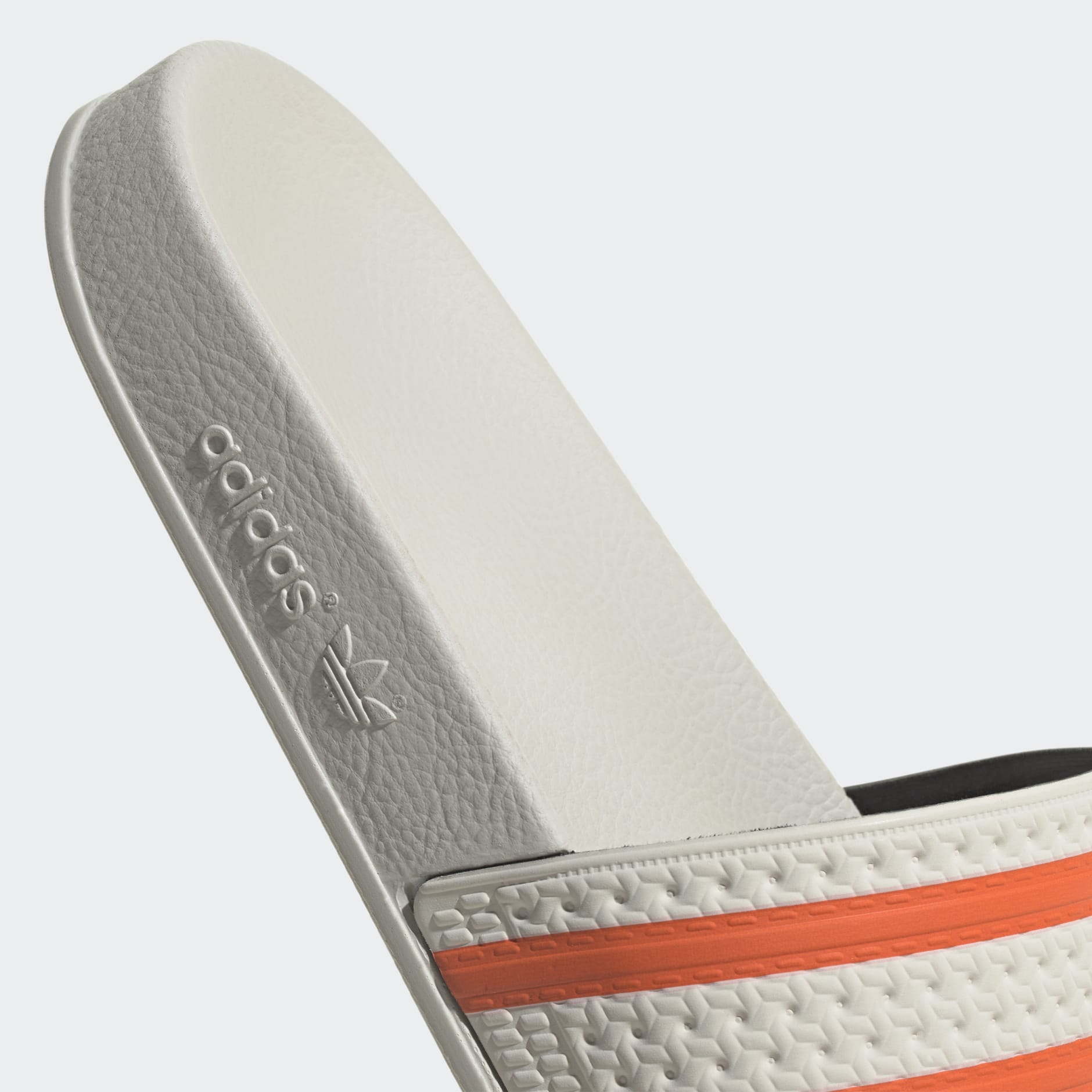 ADILETTE