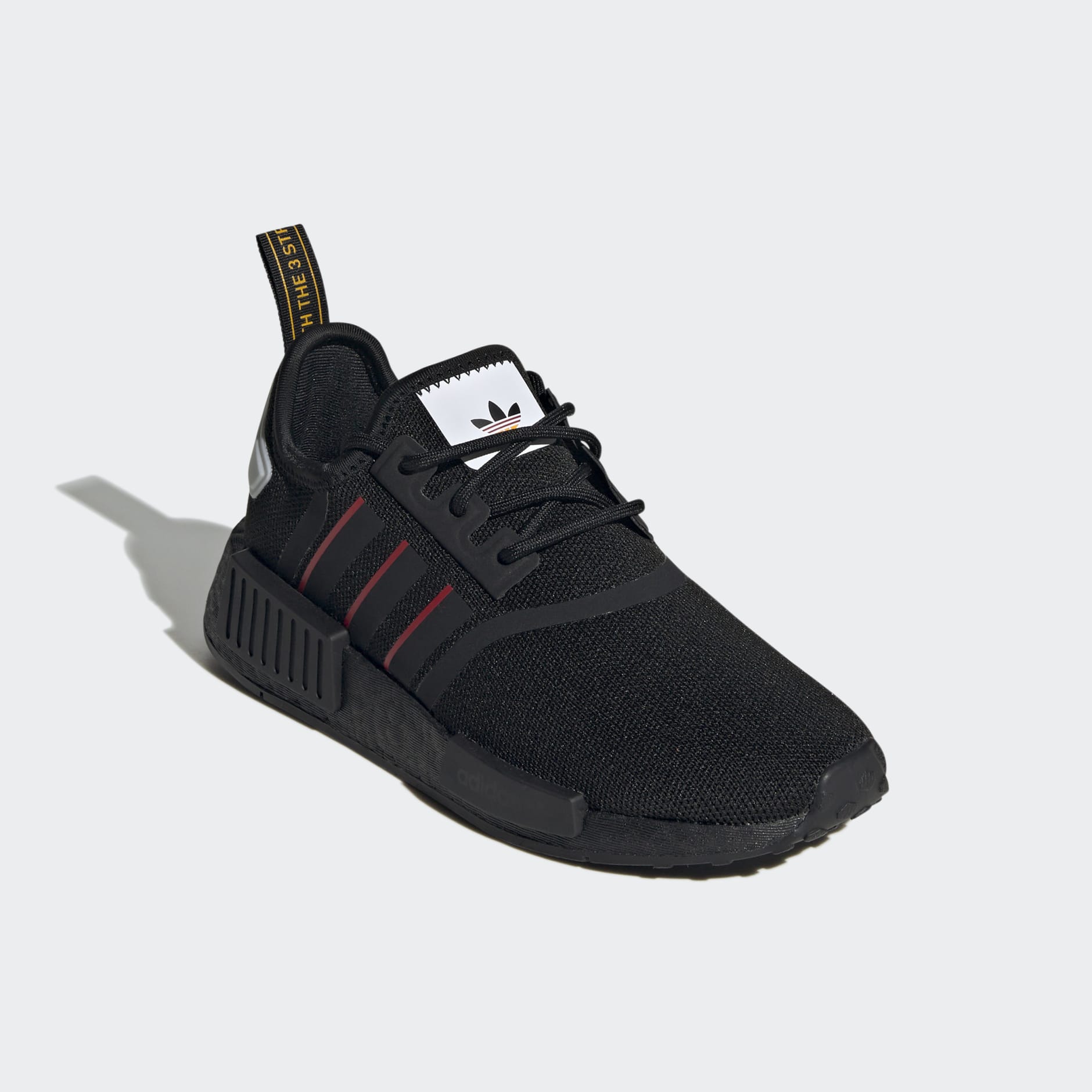 حذاء NMD_R1