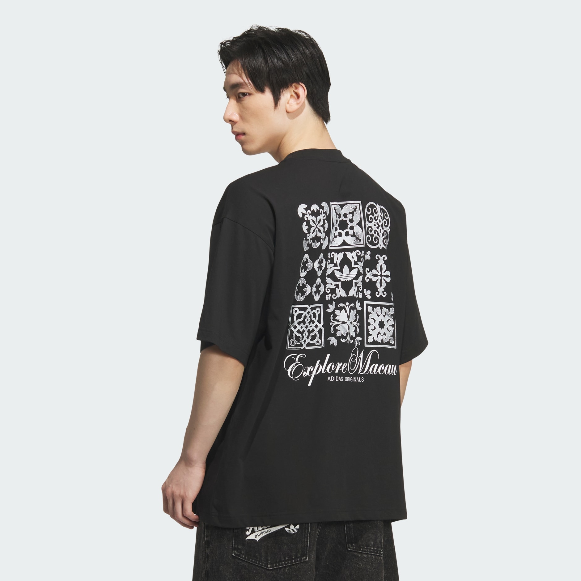 MACAU CITY TEE