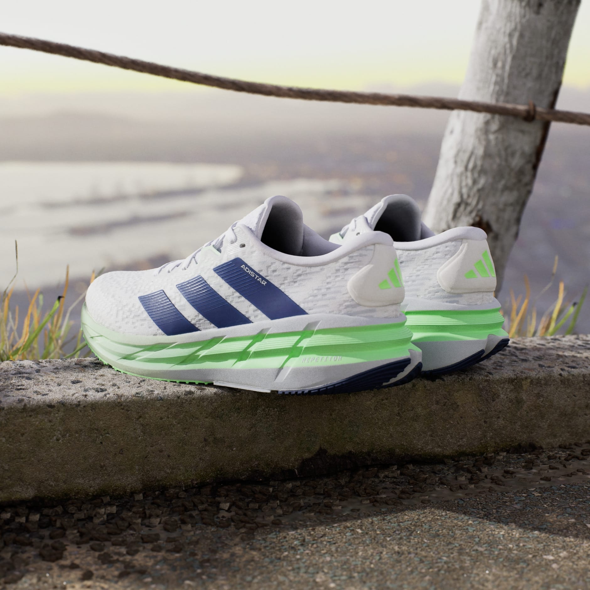 ADISTAR 4 RUNNING SHOES