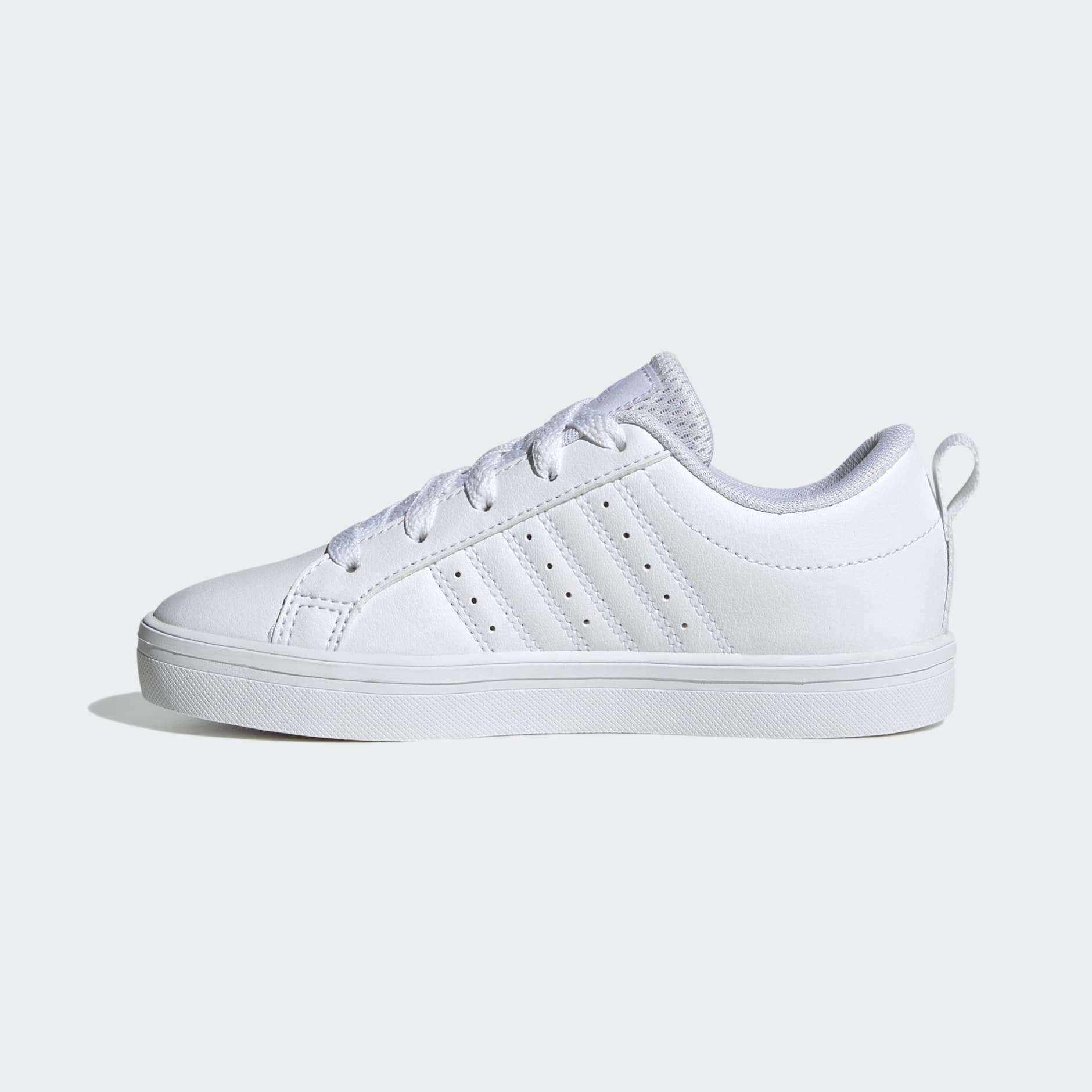 Adidas neo pace vs sneakers white on sale