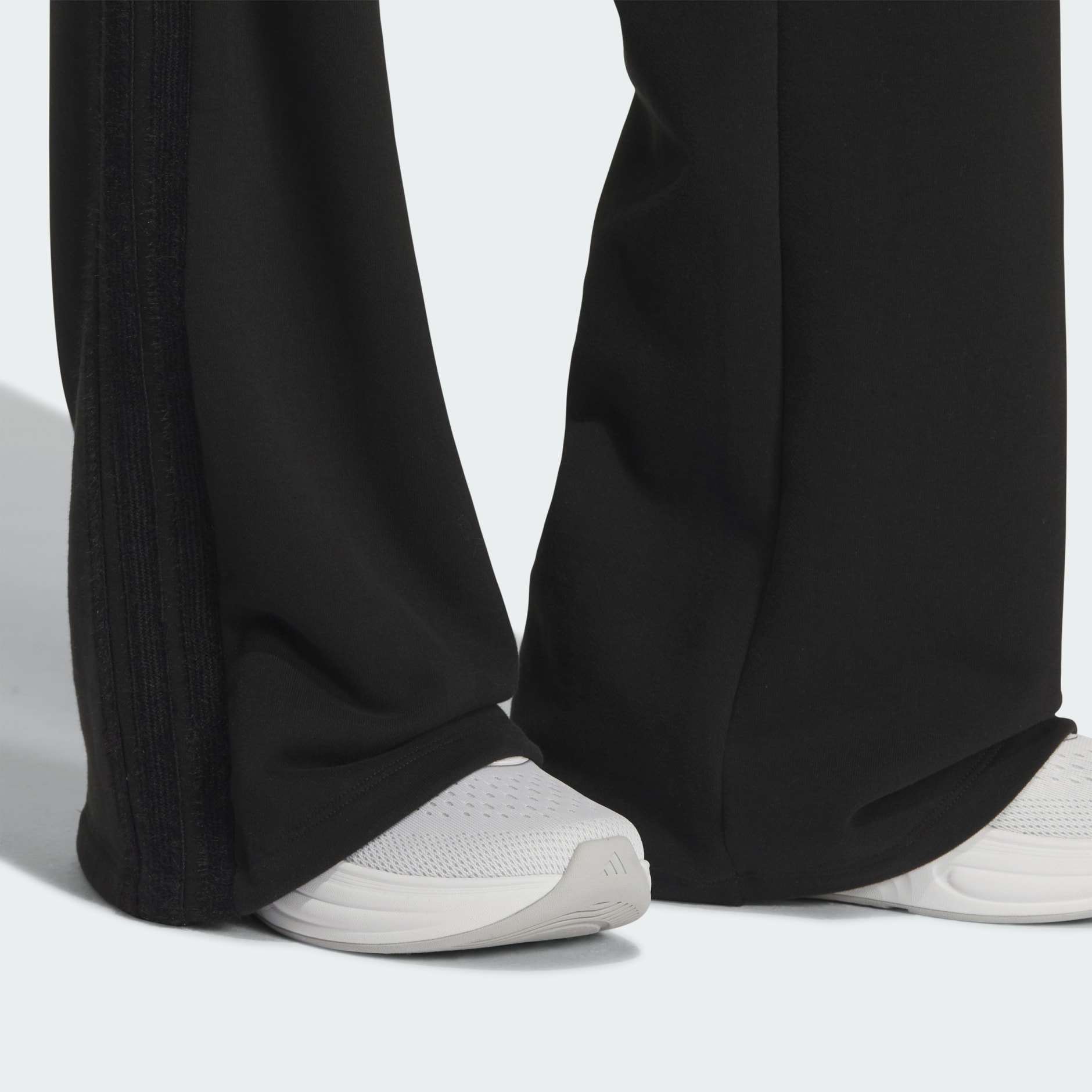 LUNAR NEW YEAR FLARED LEG KNIT PANT