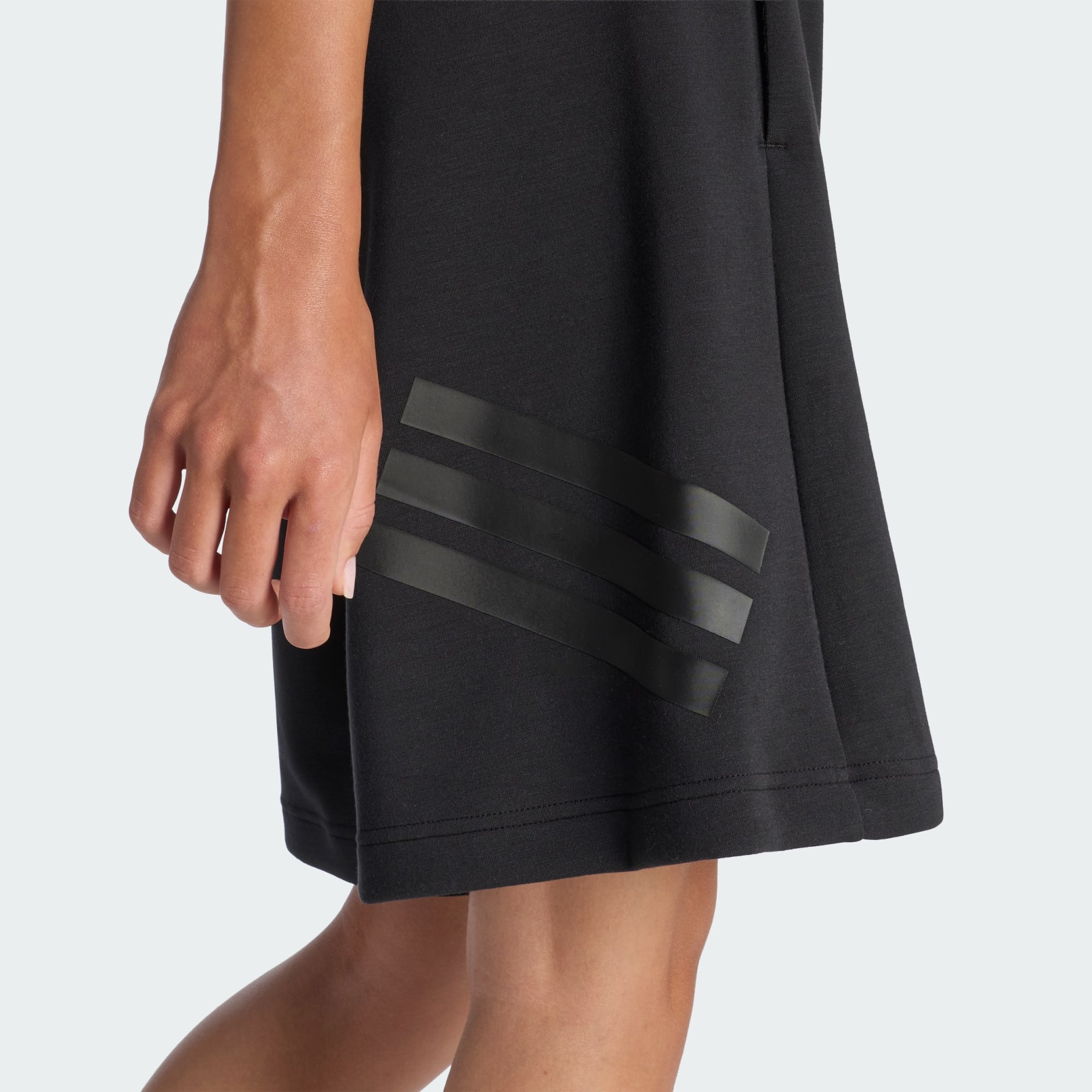 FUTURE ICONS 3 STRIPES LONG SHORTS