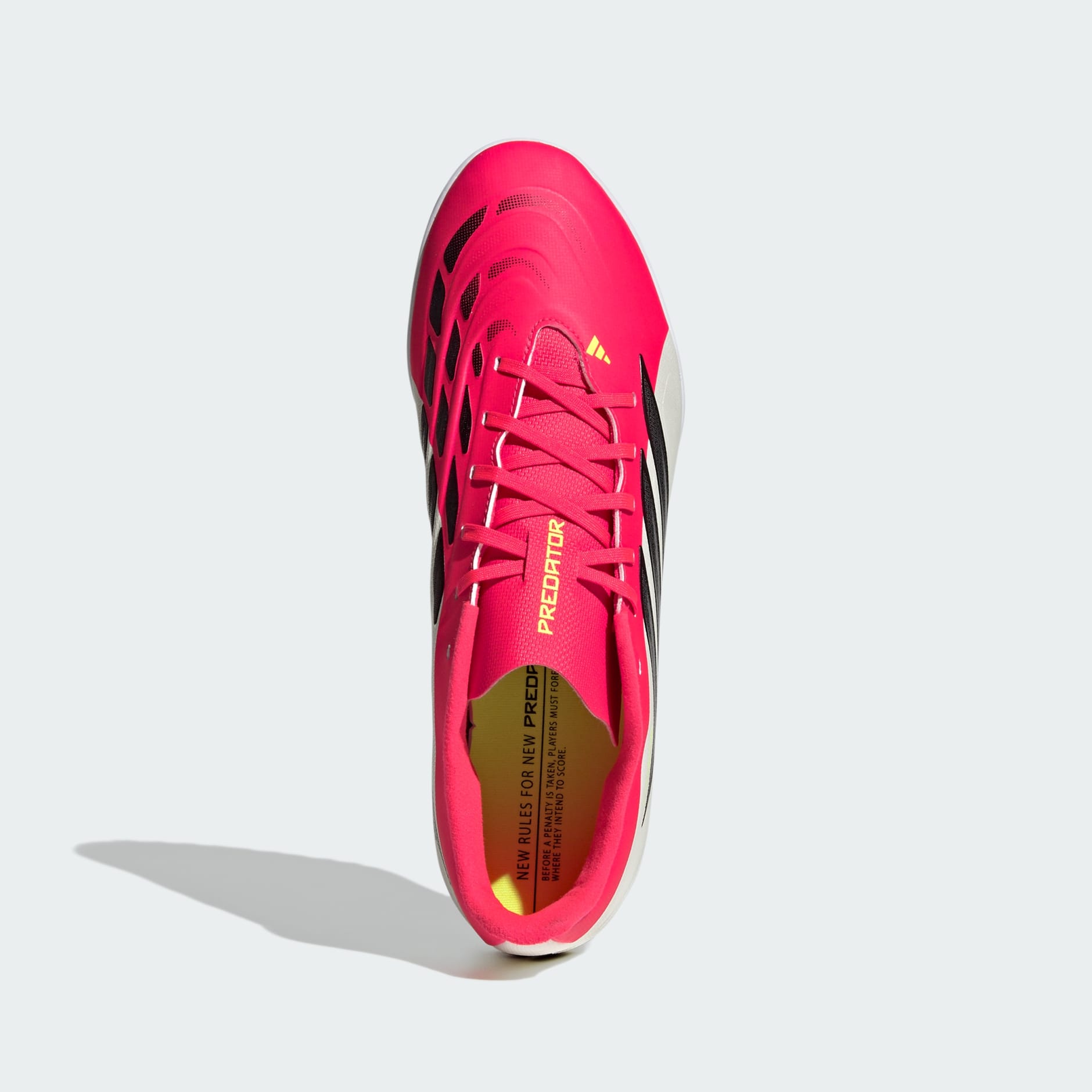 Chaussure de football Predator Club Turf