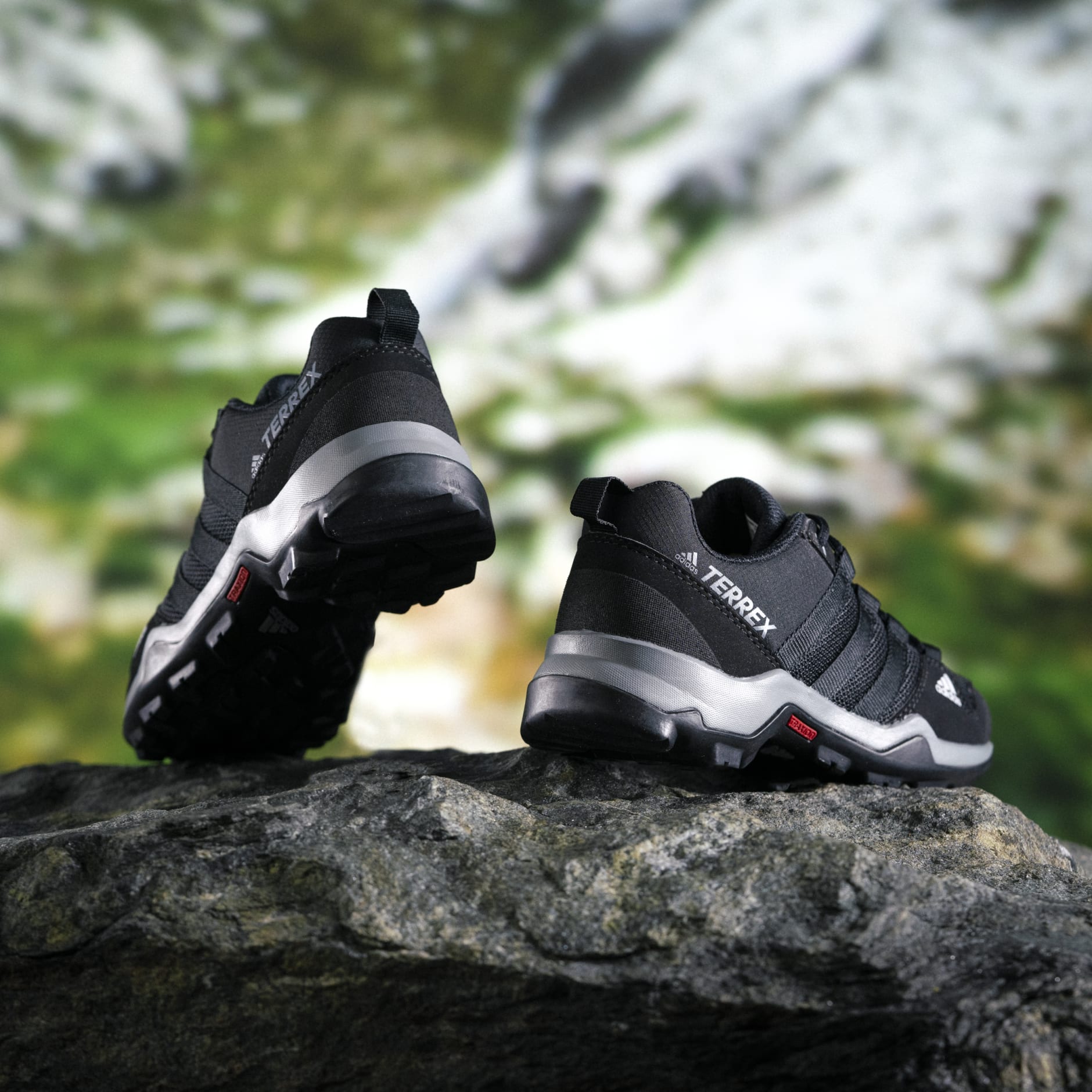 audible Portavoz Inclinado adidas Terrex AX2R Hiking Shoes - Black | adidas SA