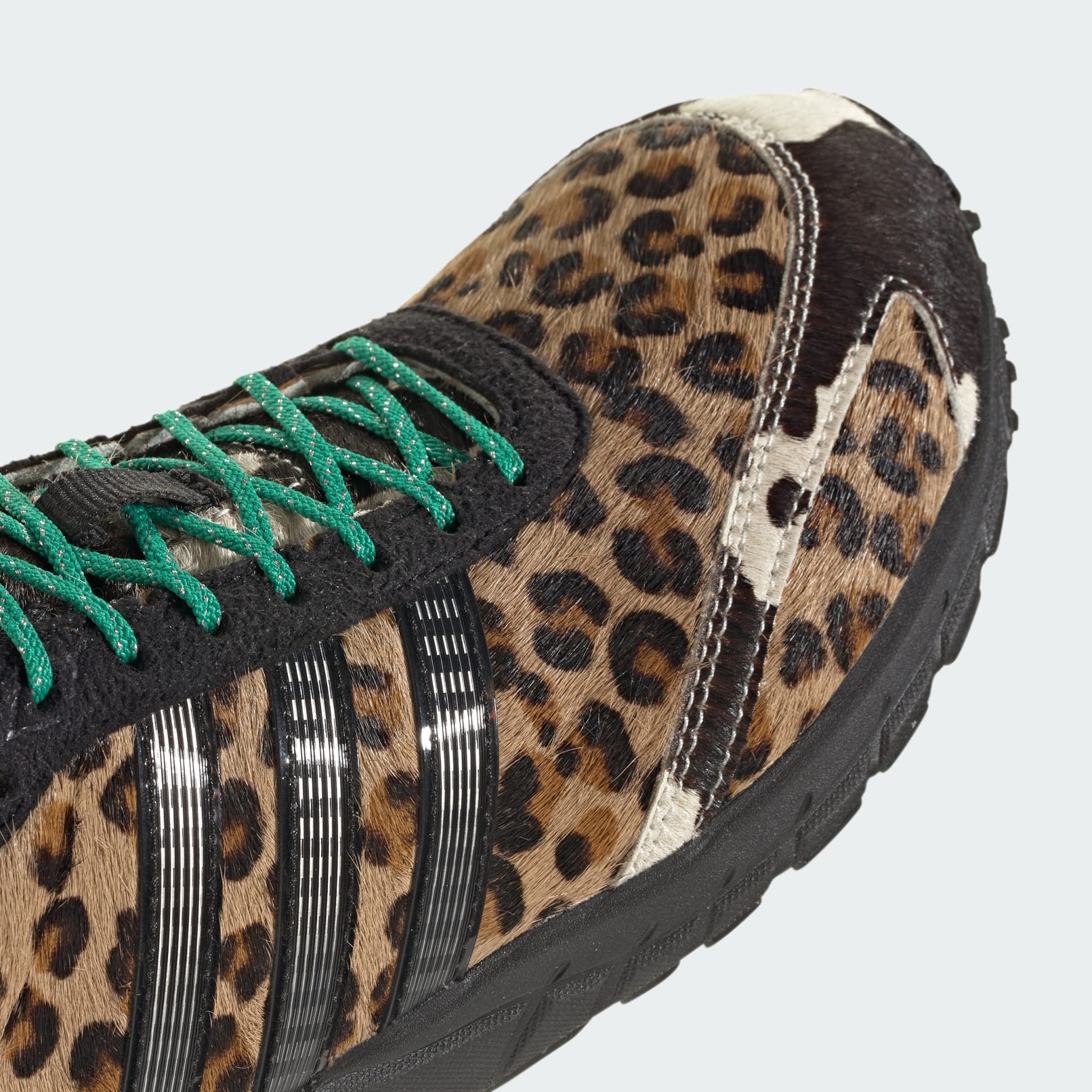 SHOES - Adizero Adios OG Shoes - Black | adidas Oman