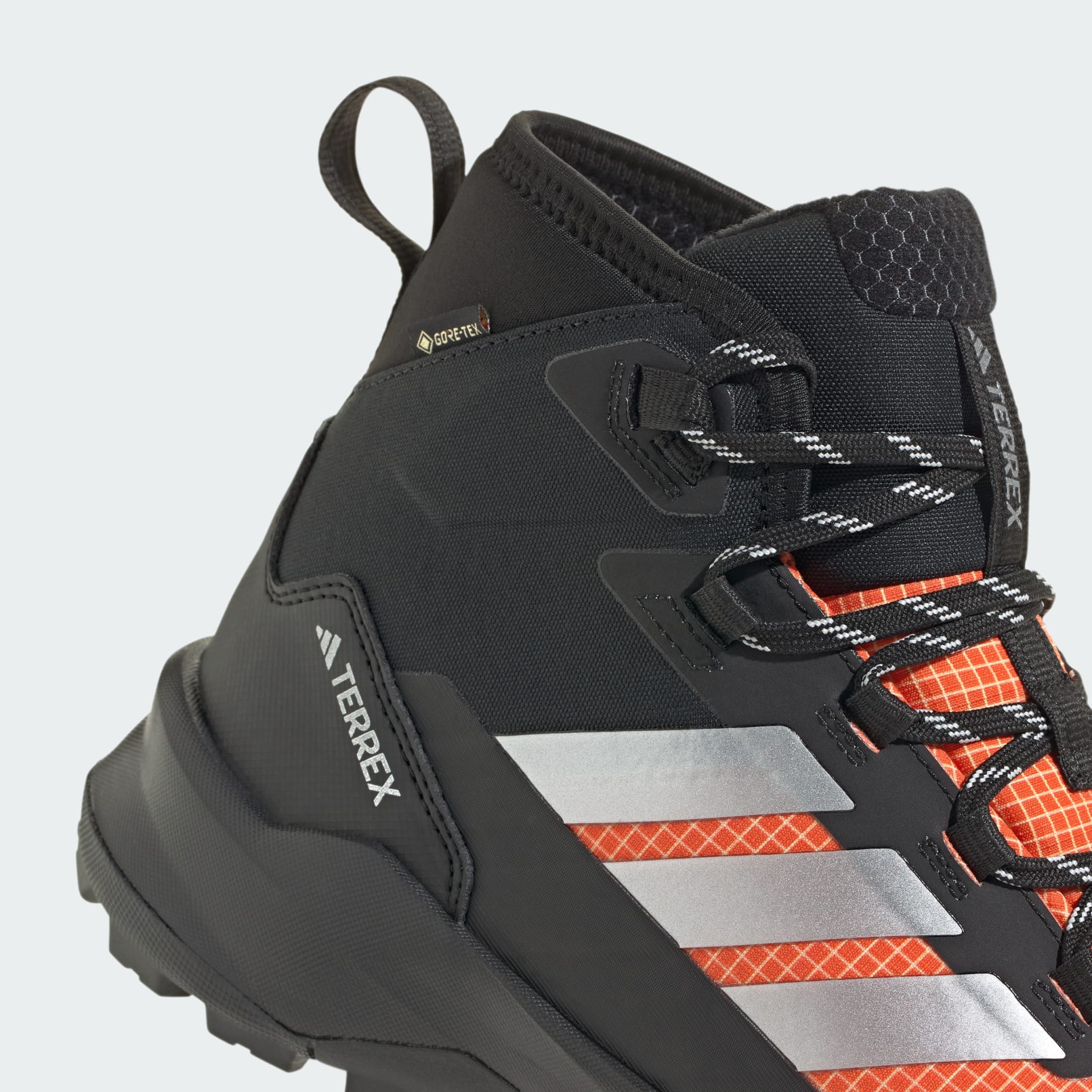 Pantofi de drumeție Terrex Skychaser AX5 Mid GORE-TEX CLIMAWARM+