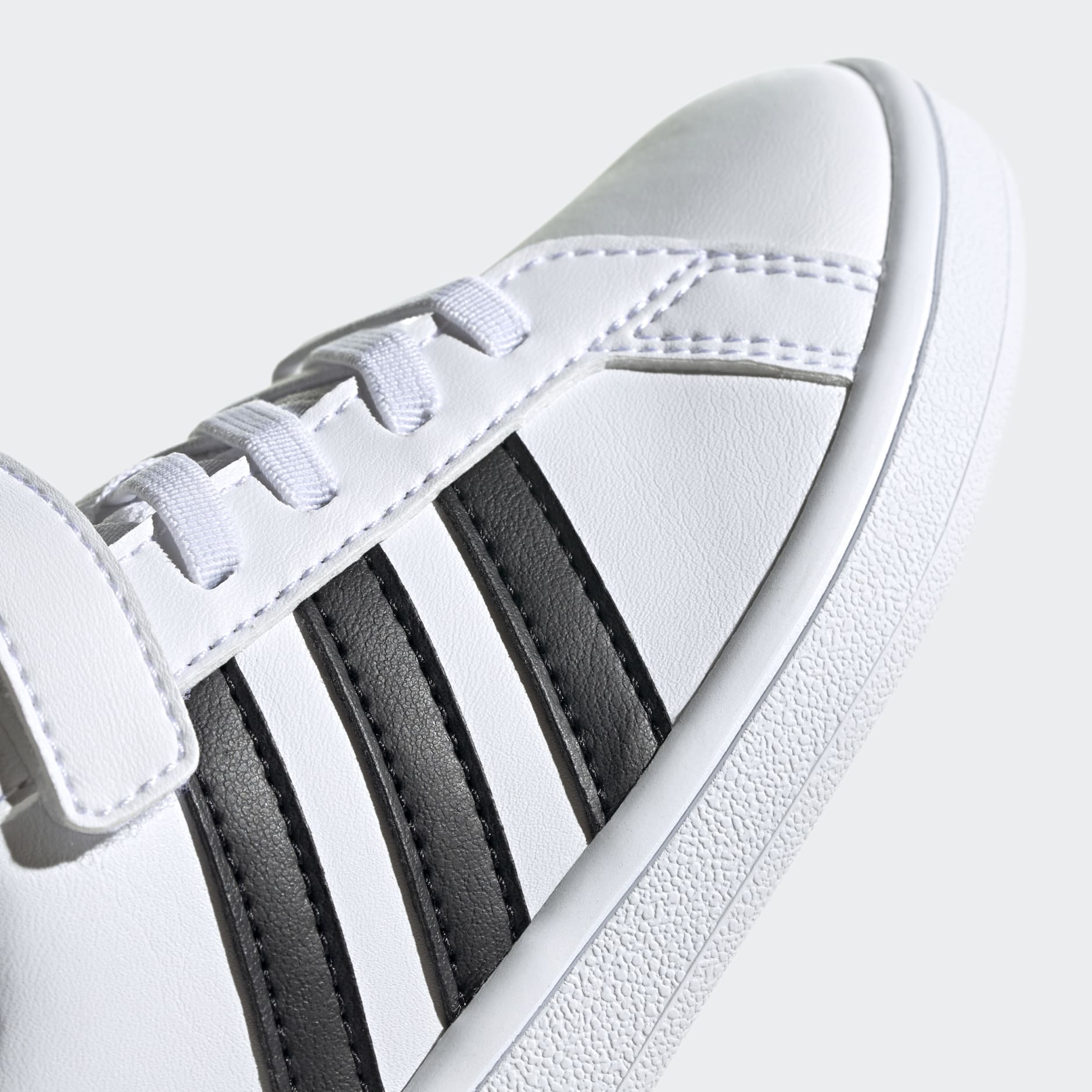 Grand Court Shoes