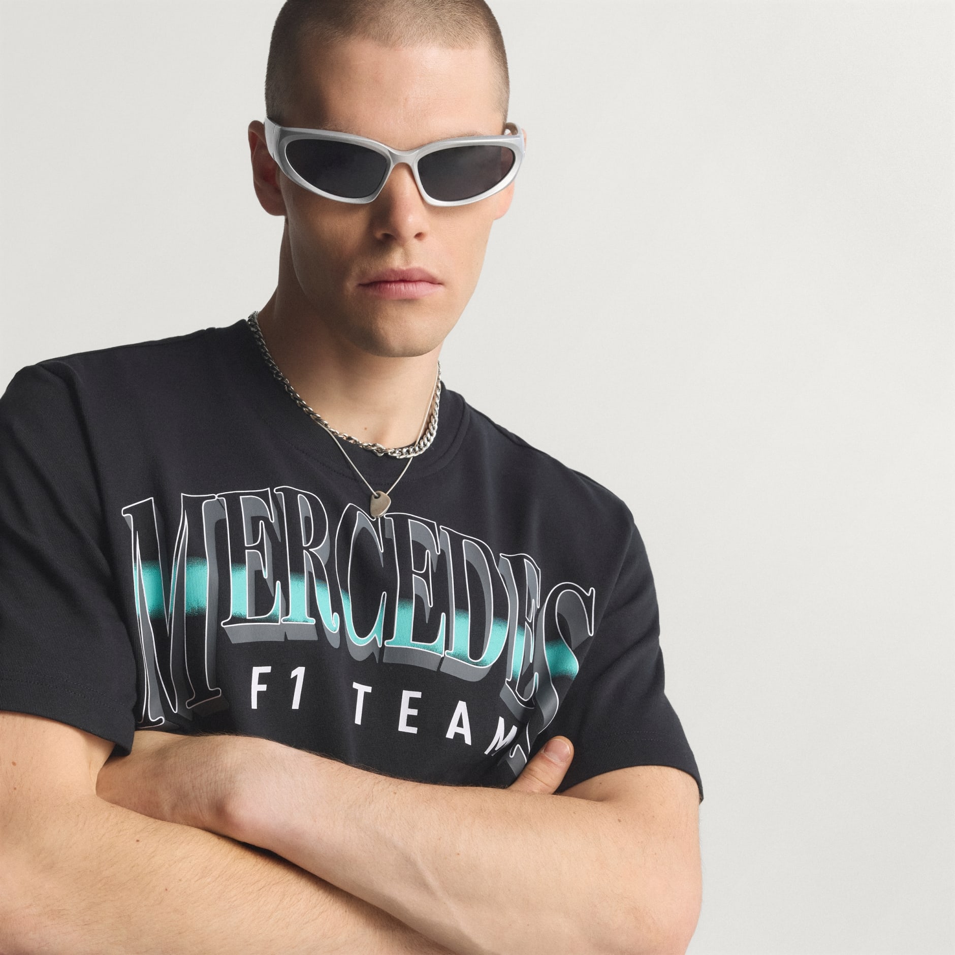 MERCEDES - AMG PETRONAS FORMULA ONE TEAM LAS VEGAS GRAPHIC TEE MEN