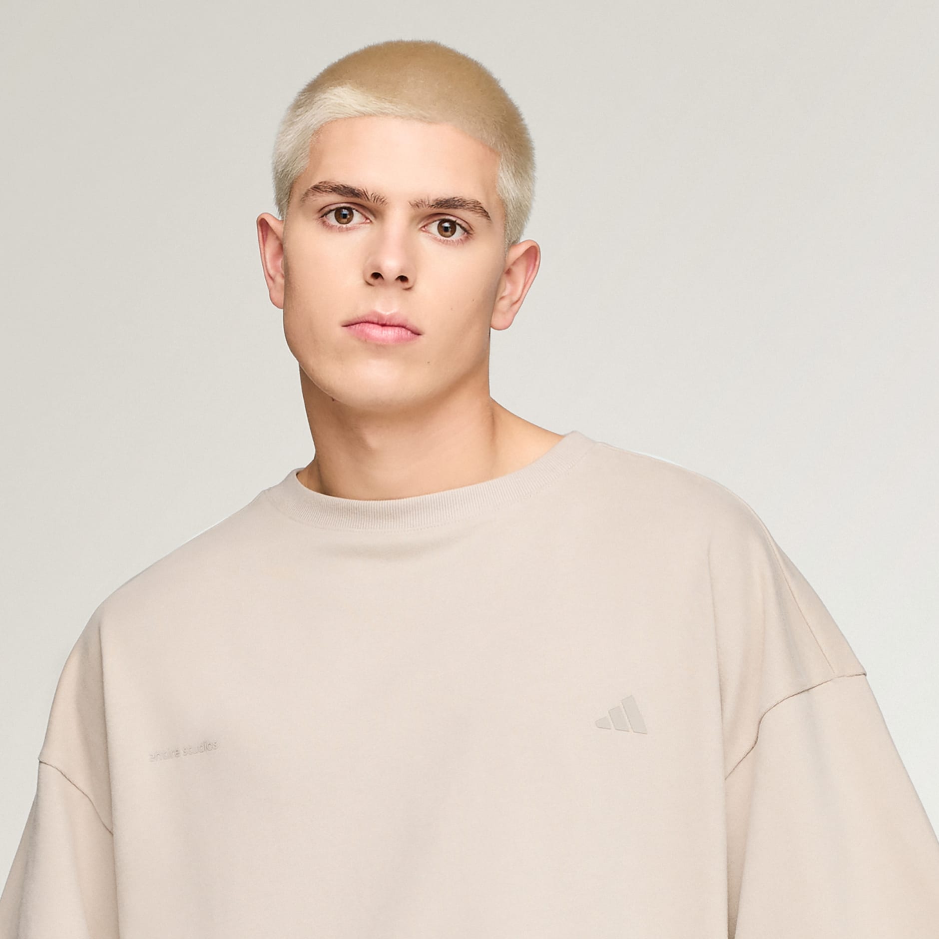 adidas x entire studios Uniform 大碼 T 裇