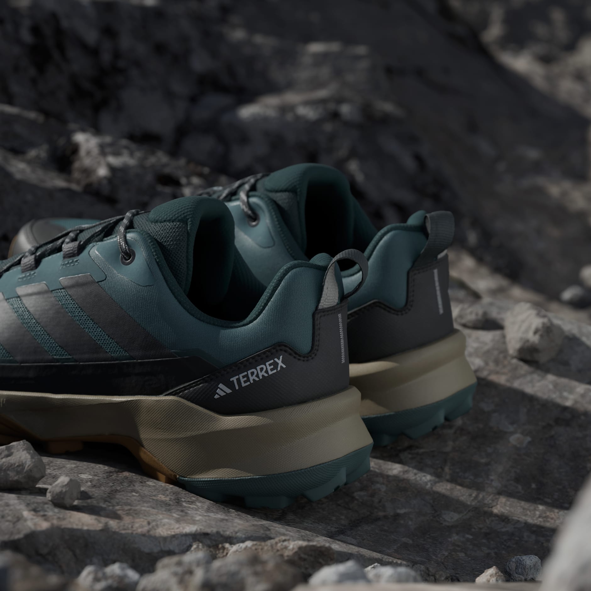 Pantofi de drumeție Terrex Skychaser Ax5