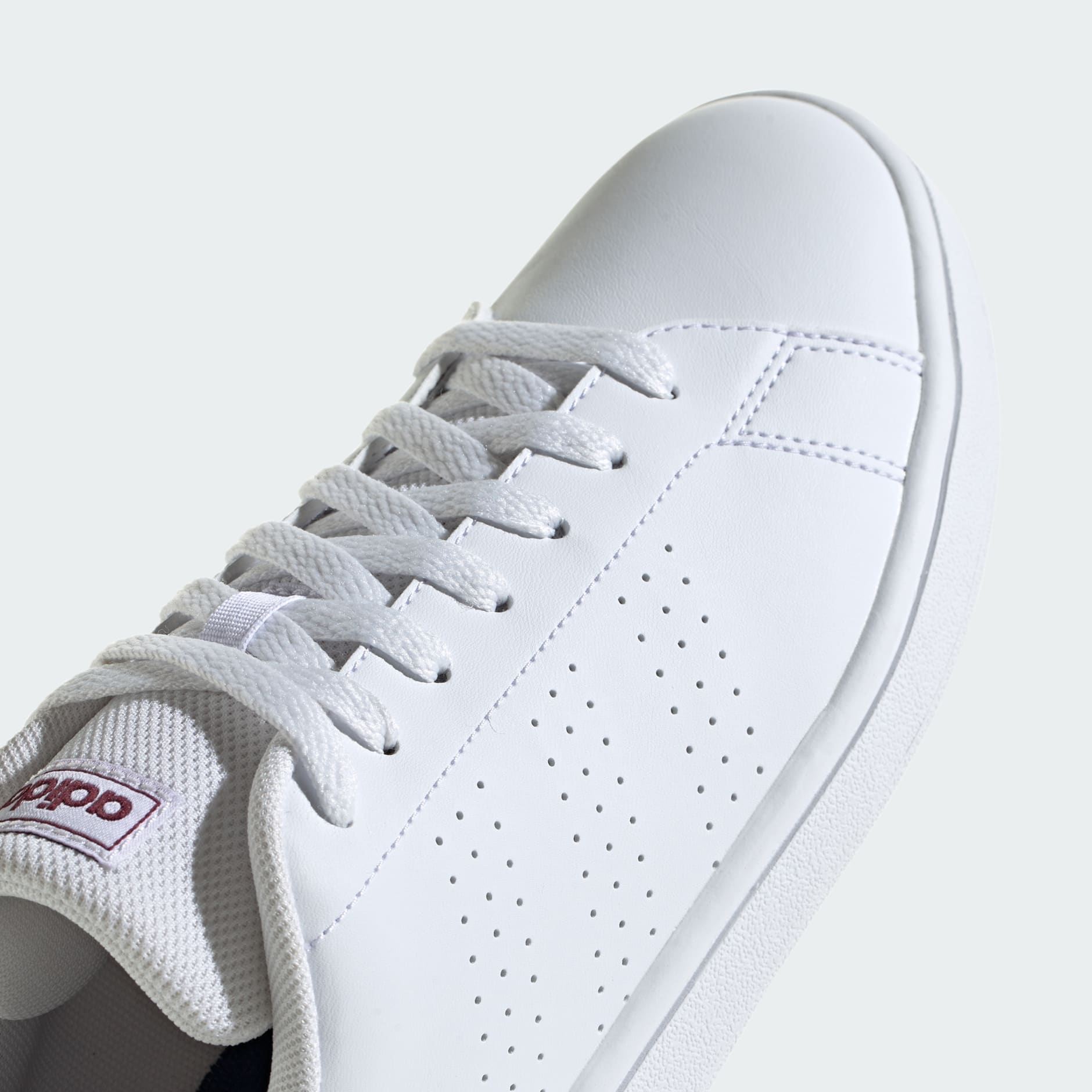 Tenis Advantage Base