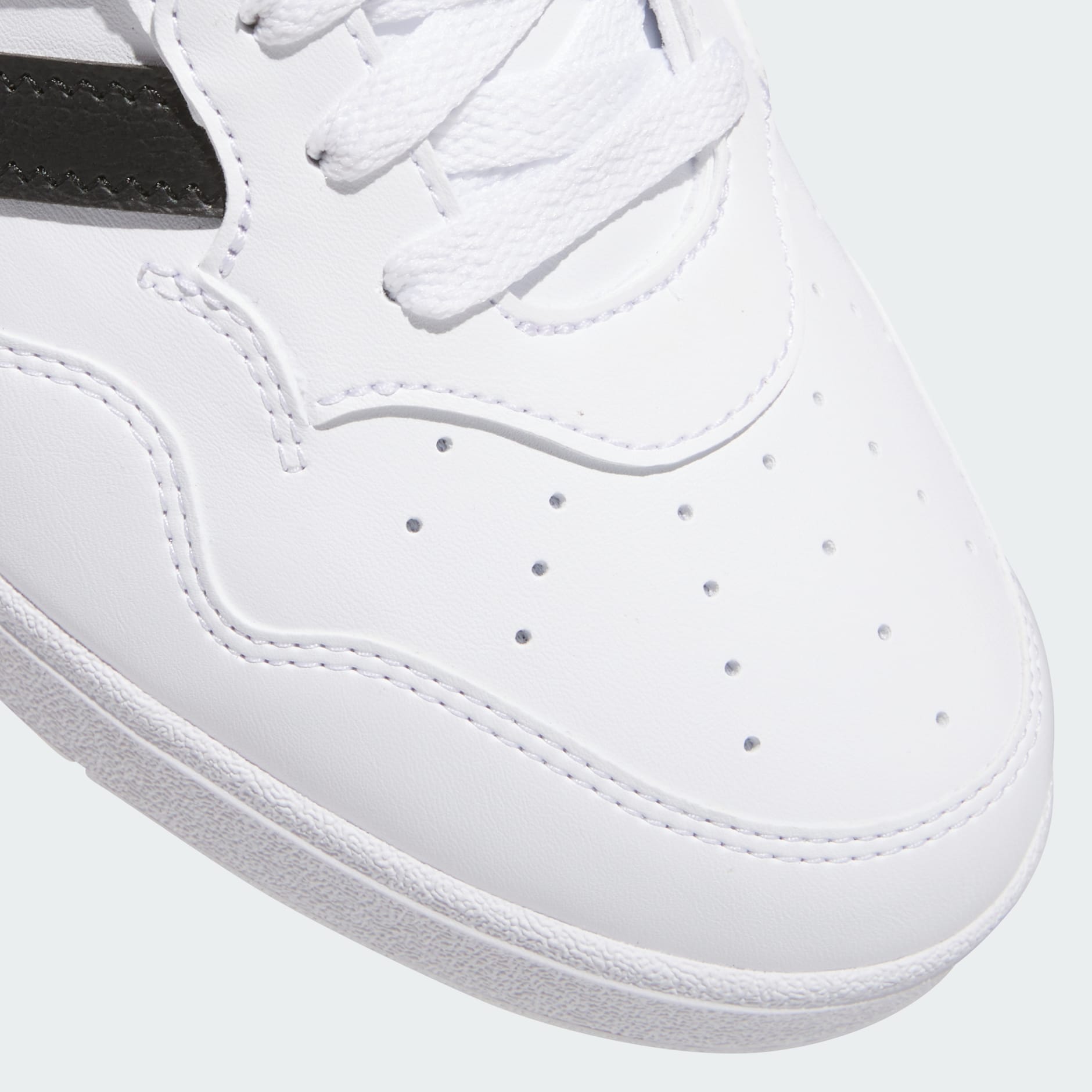 Hoops 4.0 Mid Shoes