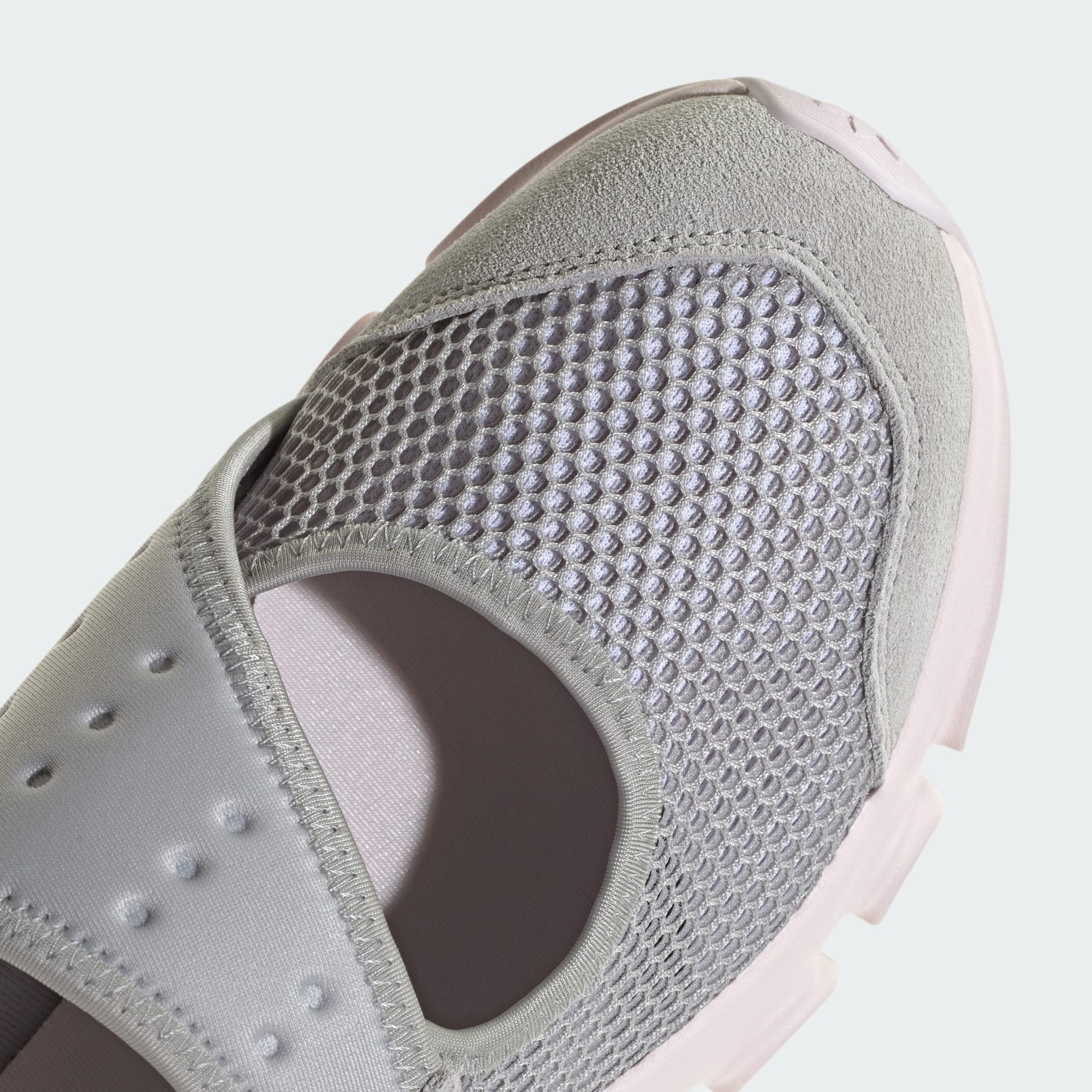 Adifom Megajane 運動鞋