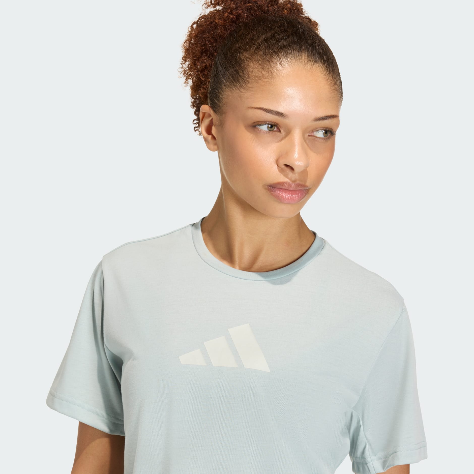 Train Essentials Big Logo Performance Training Tee