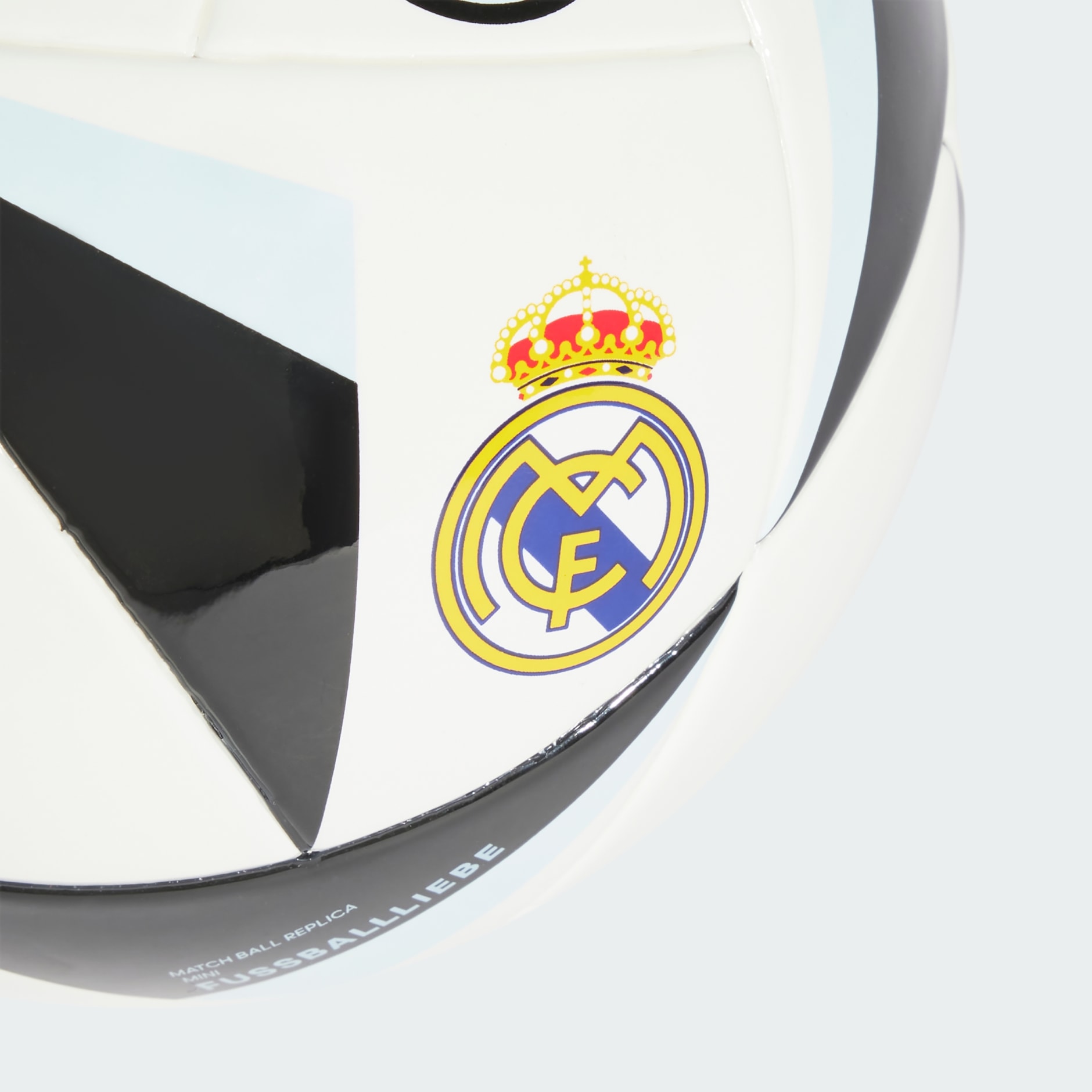 Minibalón Real Madrid