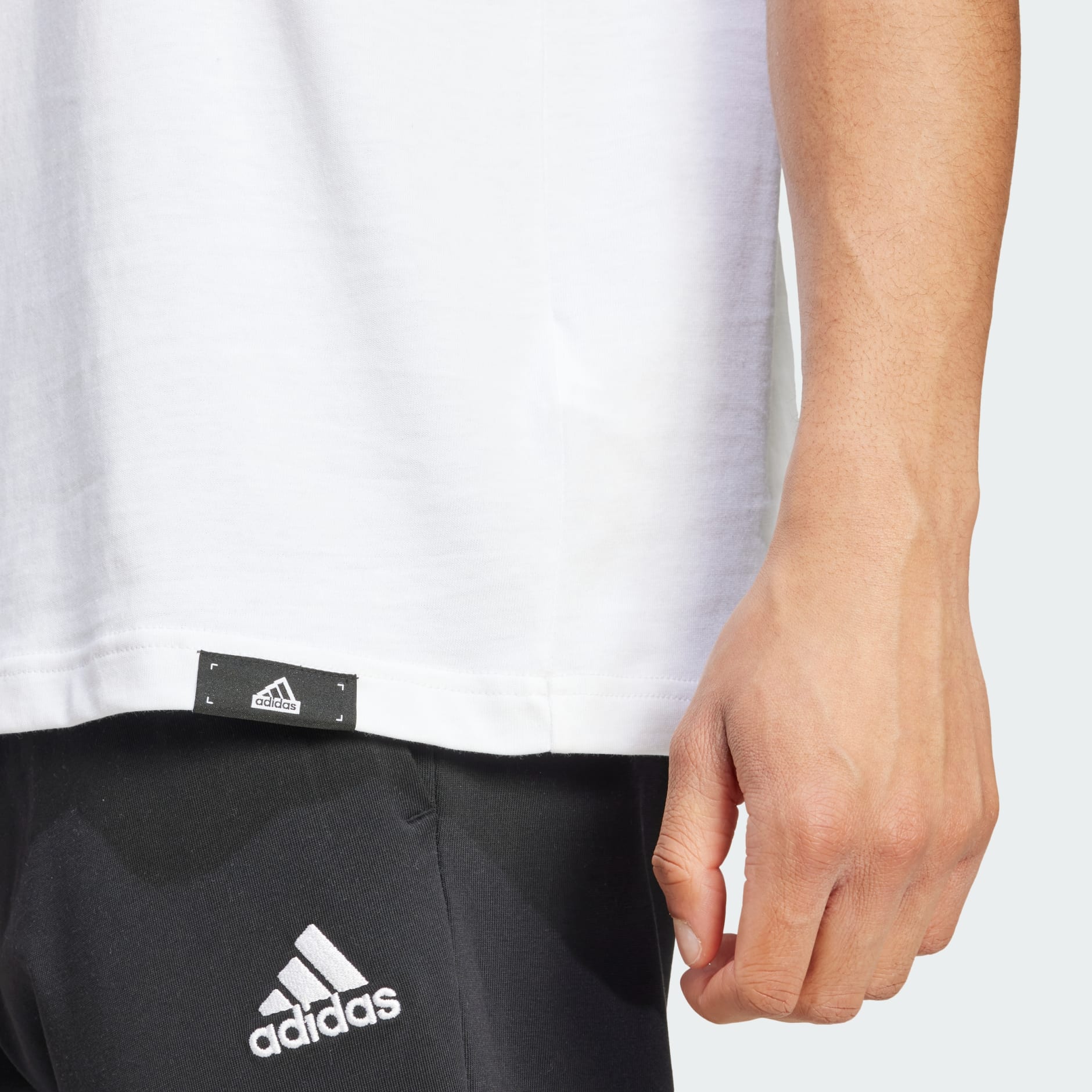 Tech Linear Graphic Tee