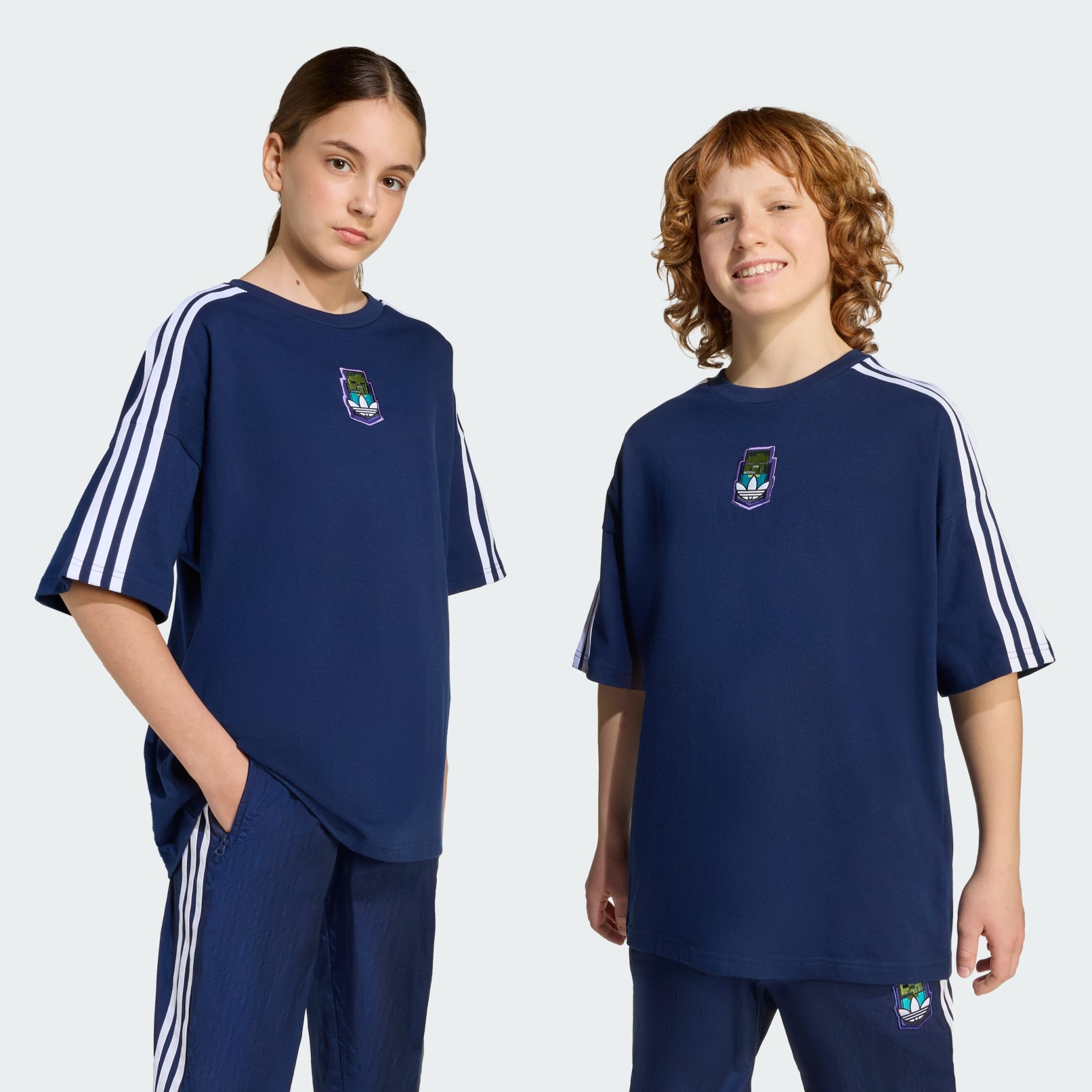 Ttricou cu imprimeu grafic adidas Originals X Minecraft pentru copii