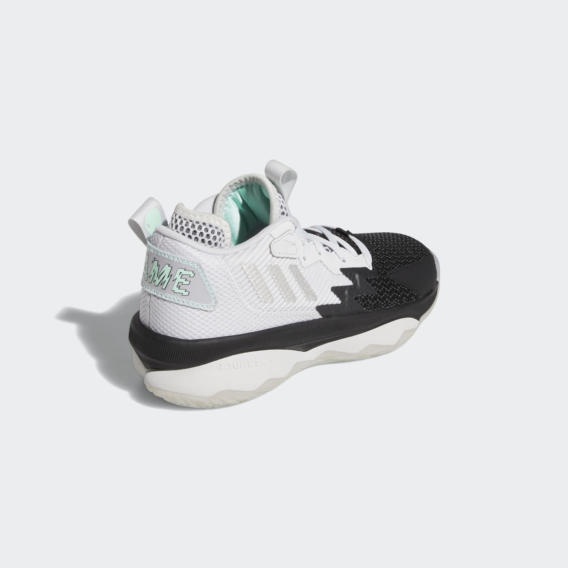 Dame 8 Shoes
