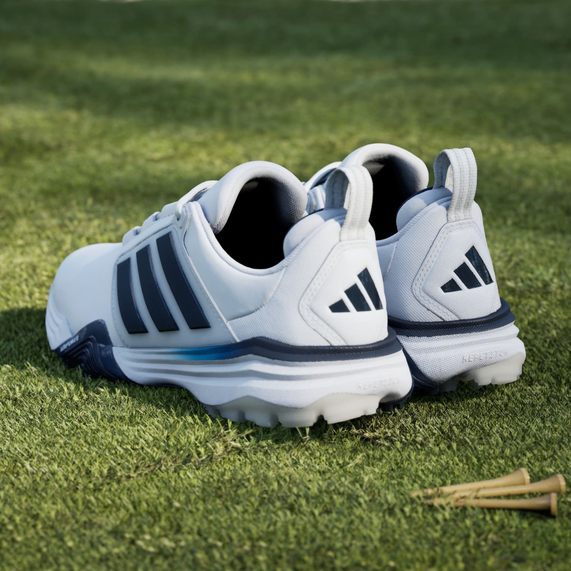 PANTOFI DE GOLF ADIPOWER 26 SPIKELESS