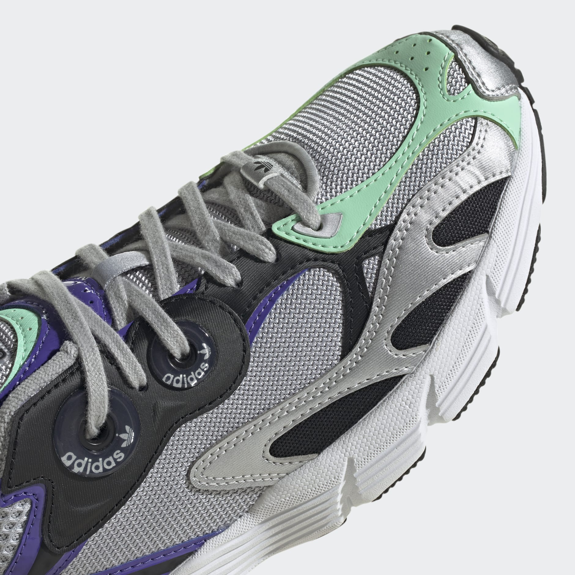 Tenis Astir